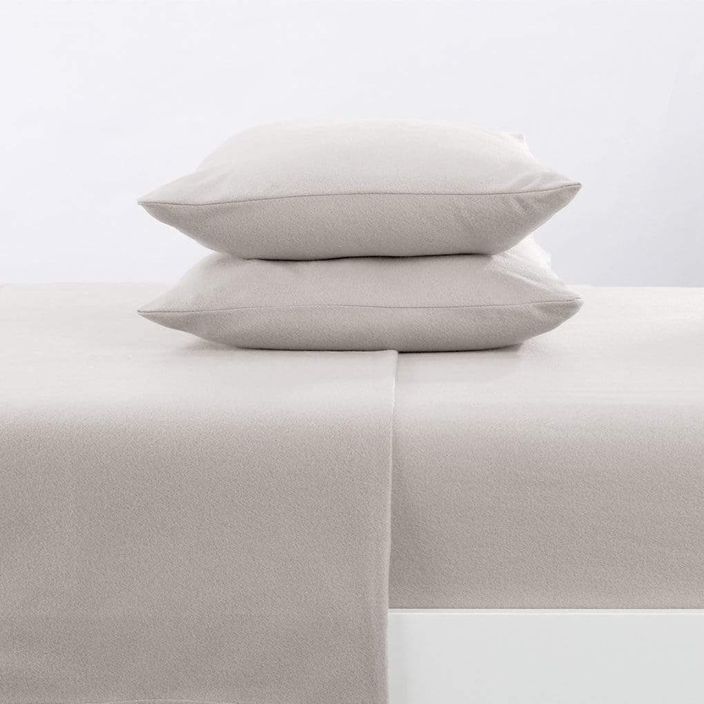 4-Piece Solid Fleece Sheet - Christina Collection - Best Buy Furniture