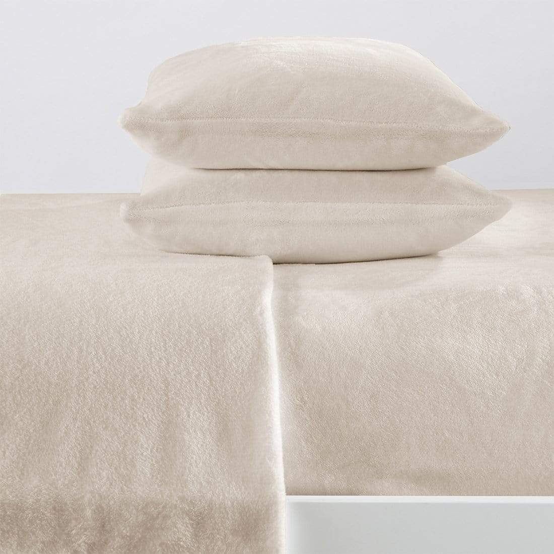 4-Piece Solid Plush Sheet - Velvet Luxe Collection - Best Buy Furniture