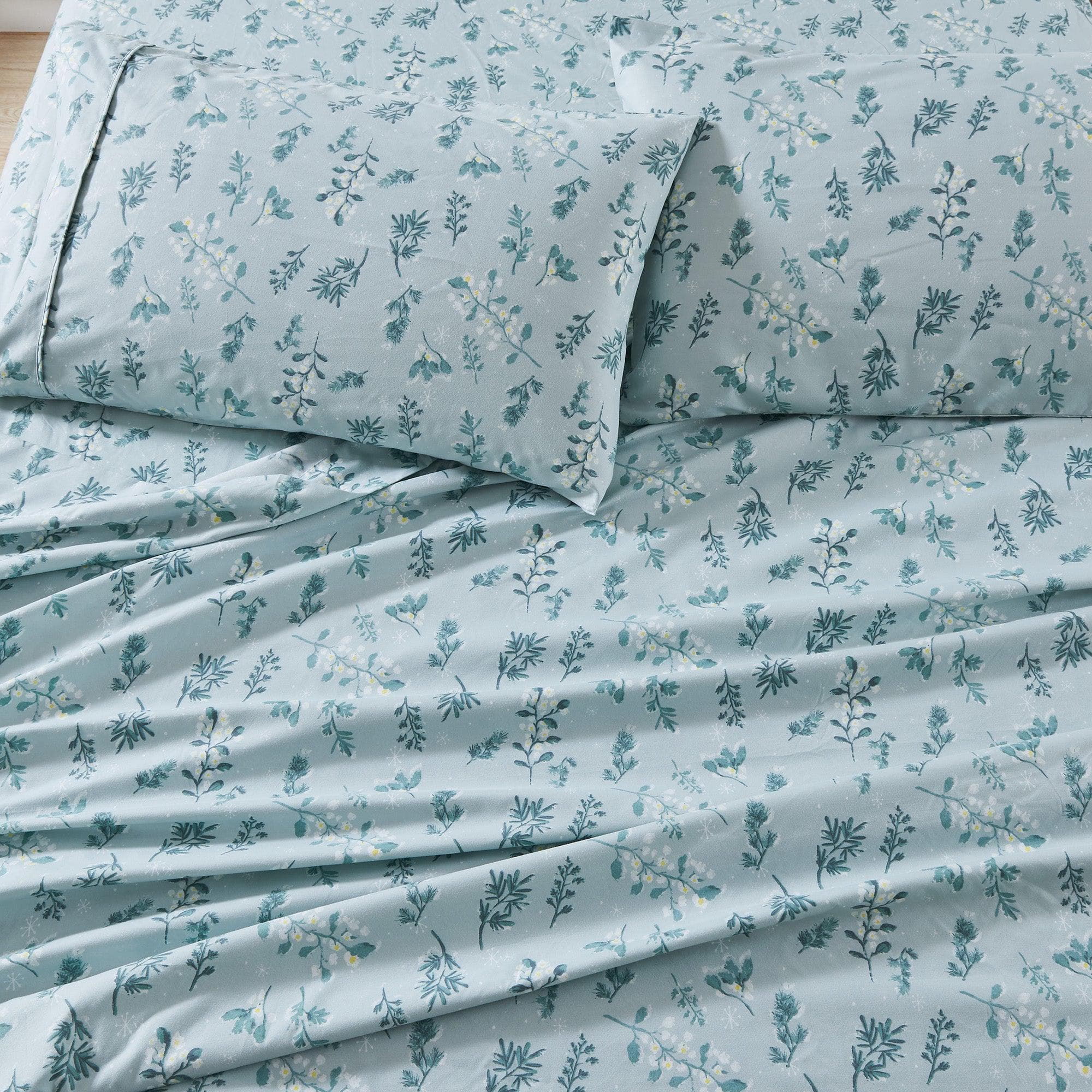 4 Piece Watercolor Floral Microfiber Sheet - Delia Collection - Best Buy Furniture