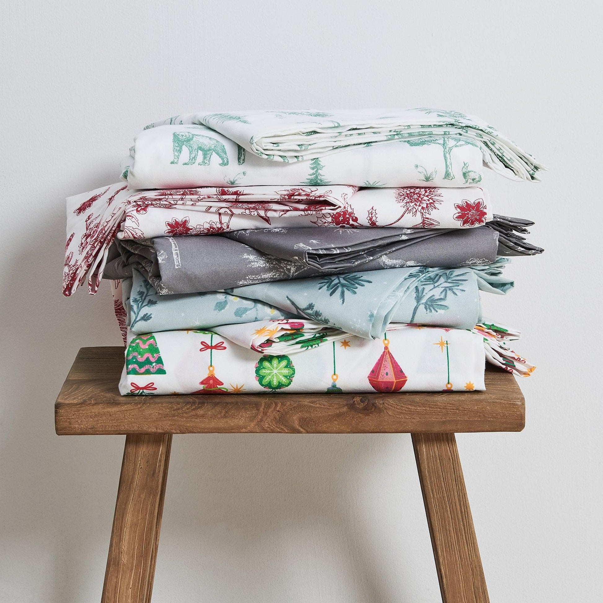 4 Piece Watercolor Floral Microfiber Sheet - Delia Collection - Best Buy Furniture