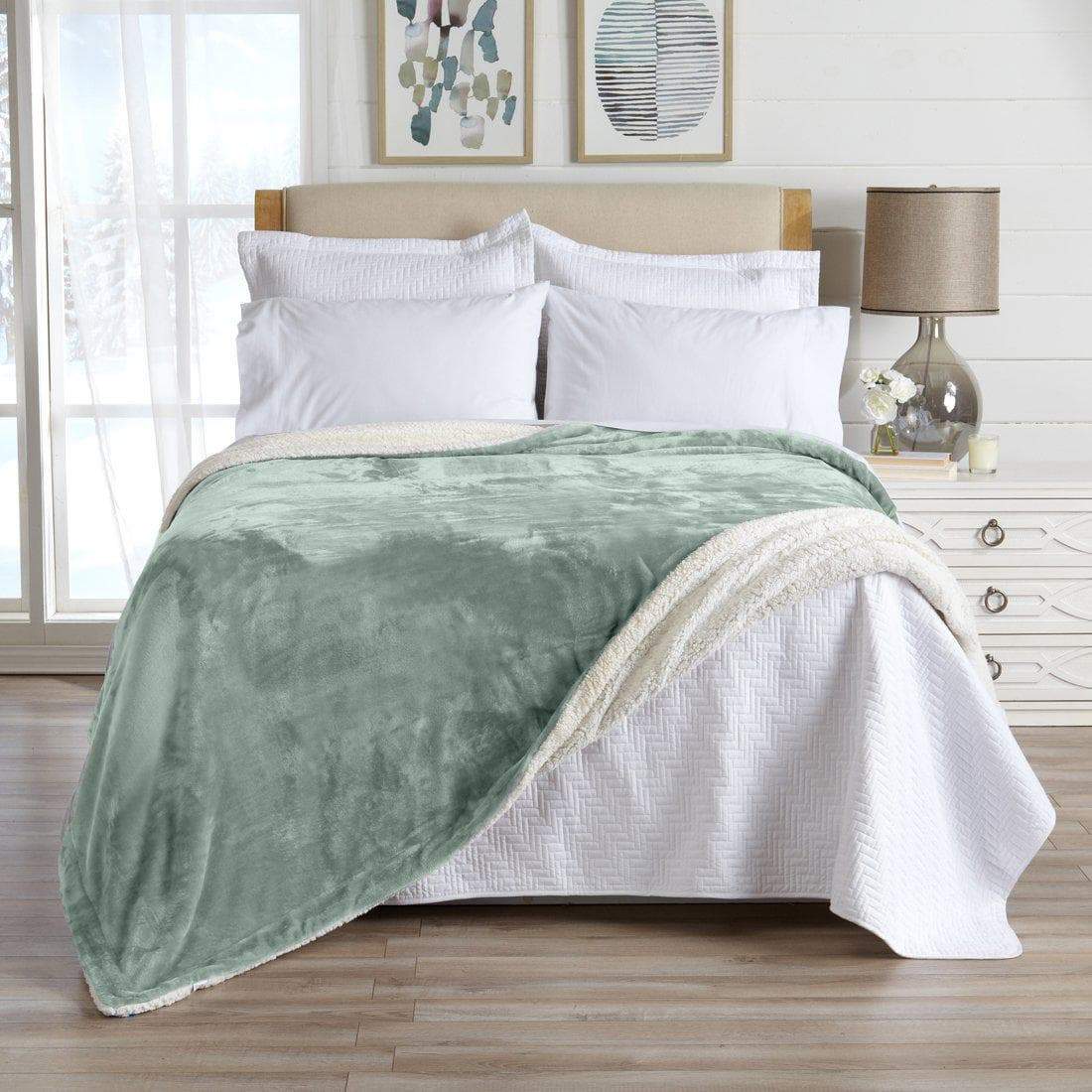 Velvet Plush Sherpa Luxury Bed Blanket - Kinsley Collection - Best Buy Furniture