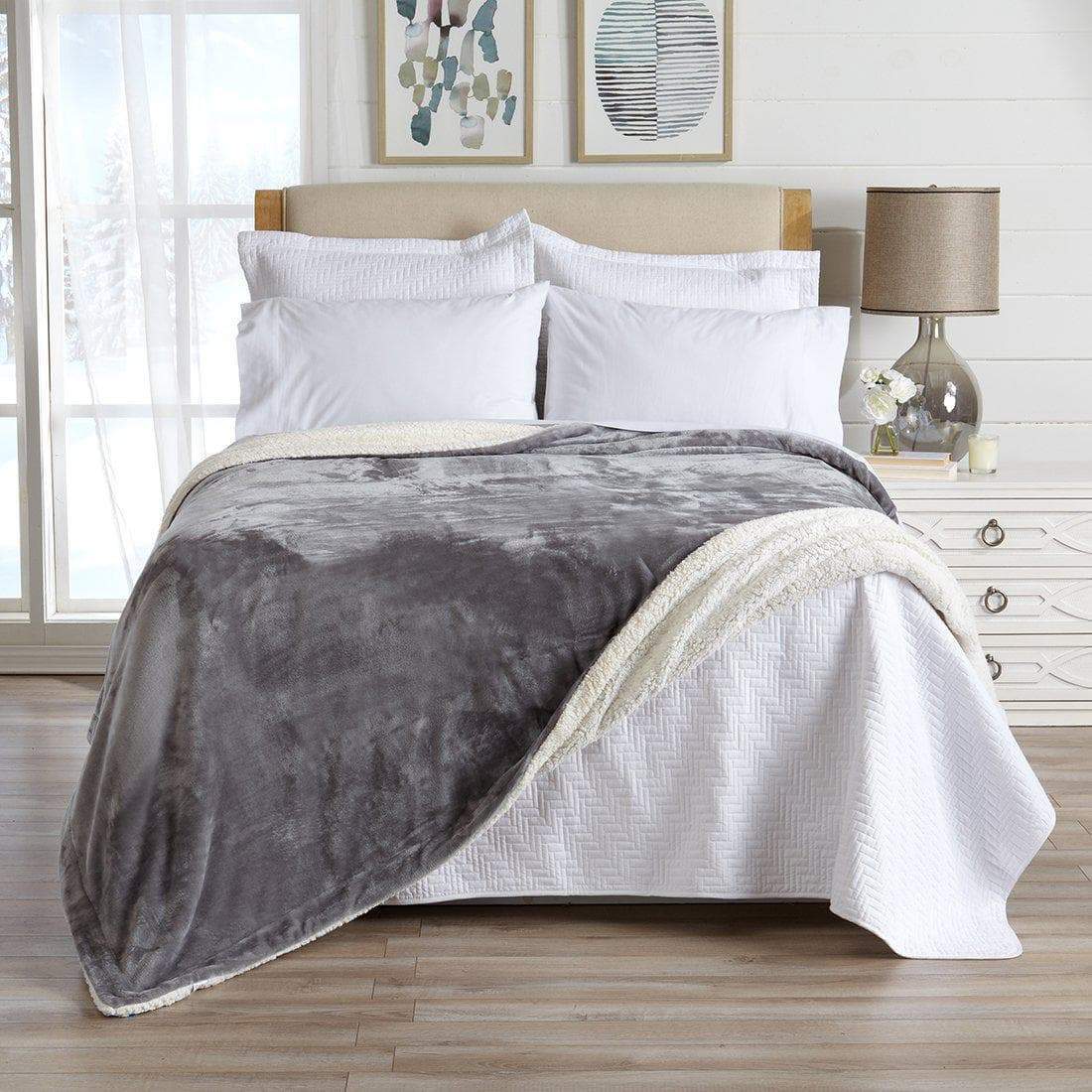 Velvet Plush Sherpa Luxury Bed Blanket - Kinsley Collection - Best Buy Furniture