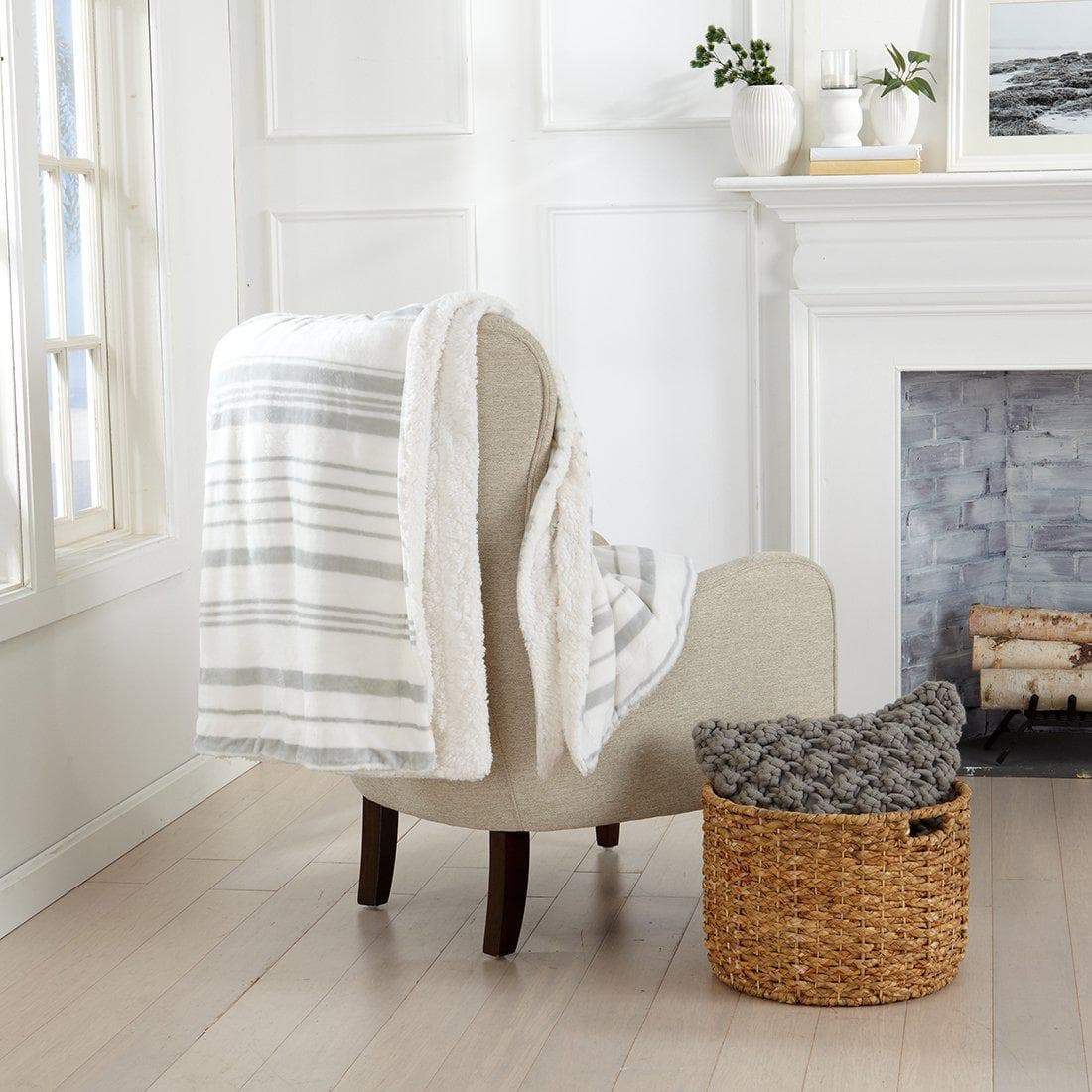 Velvet Plush Sherpa Luxury Bed Blanket - Kinsley Collection - Best Buy Furniture