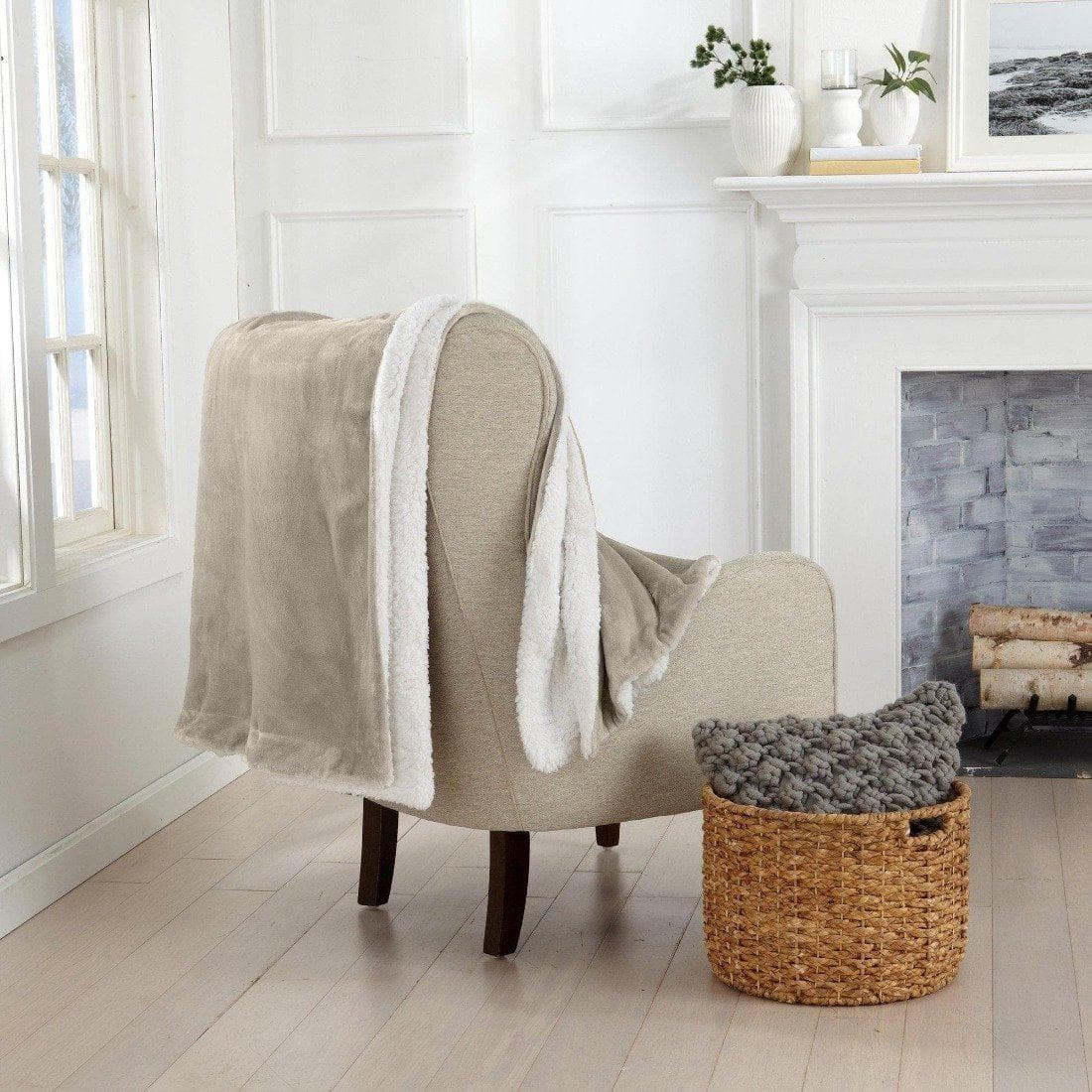 Velvet Plush Sherpa Luxury Bed Blanket - Kinsley Collection - Best Buy Furniture