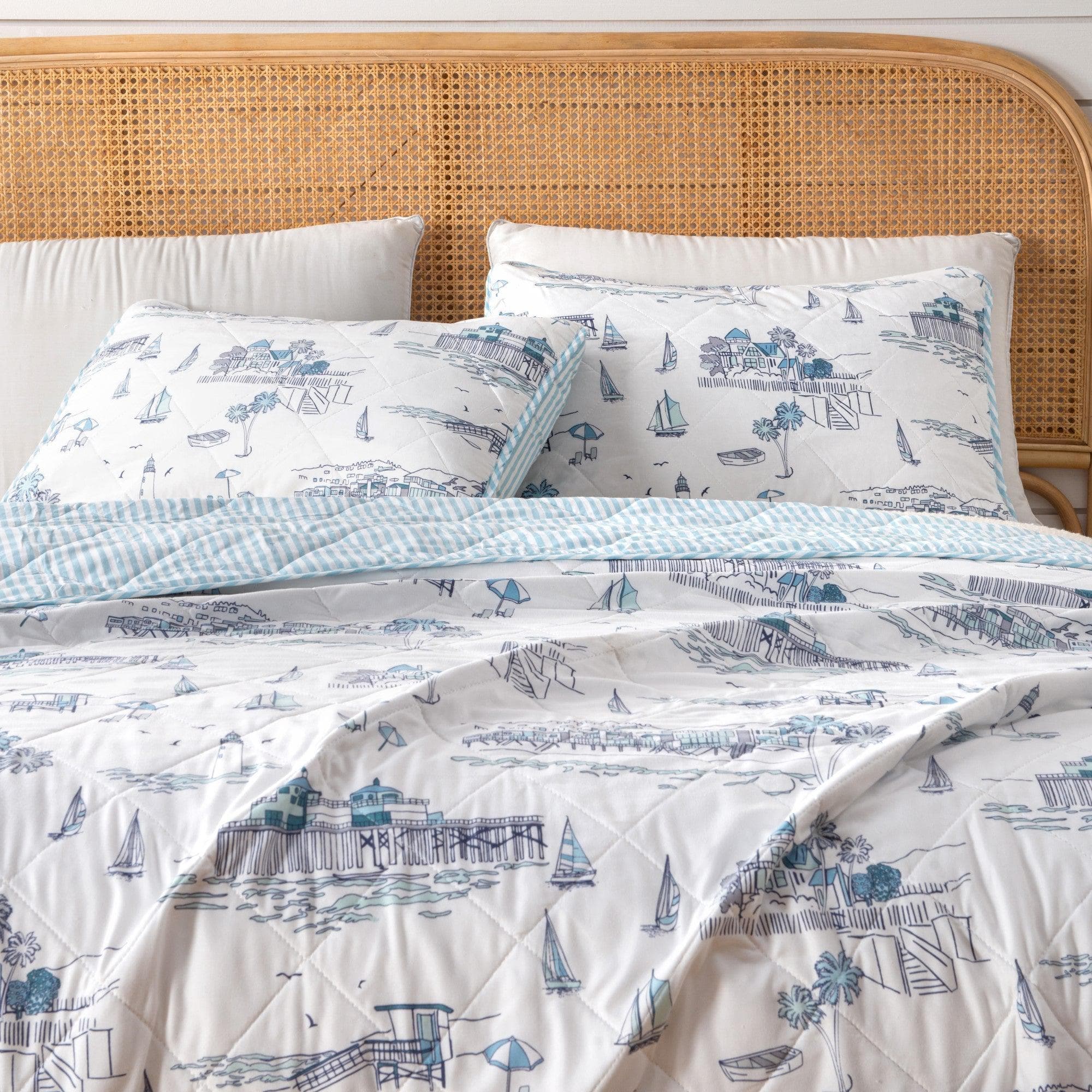 3-Piece Coastal Toile Quilt Set - Cape Elizabeth Collection - Best Buy Furniture