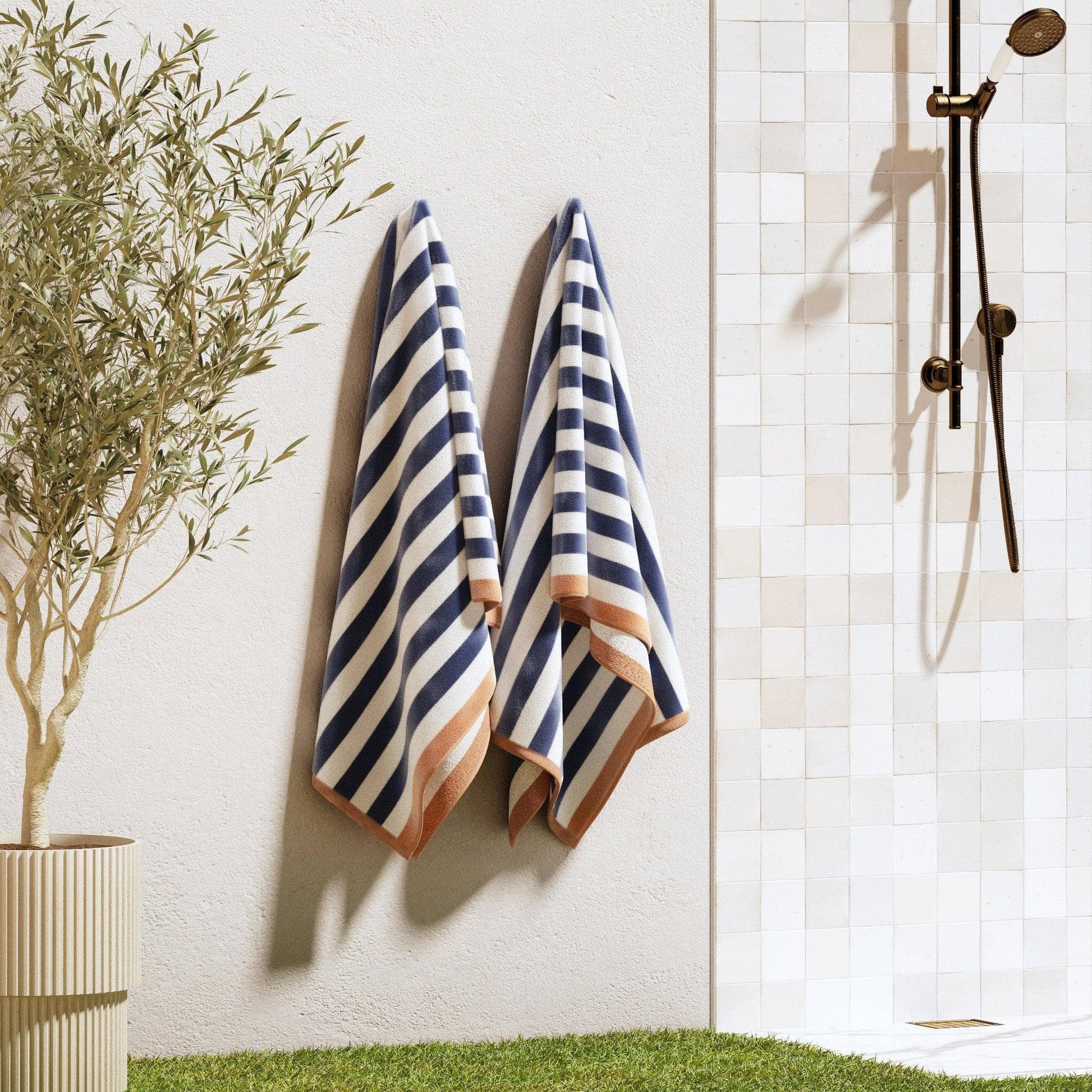 Oversized Striped Border Cabana Beach Towel - Santa Cruz - Best Buy Furniture