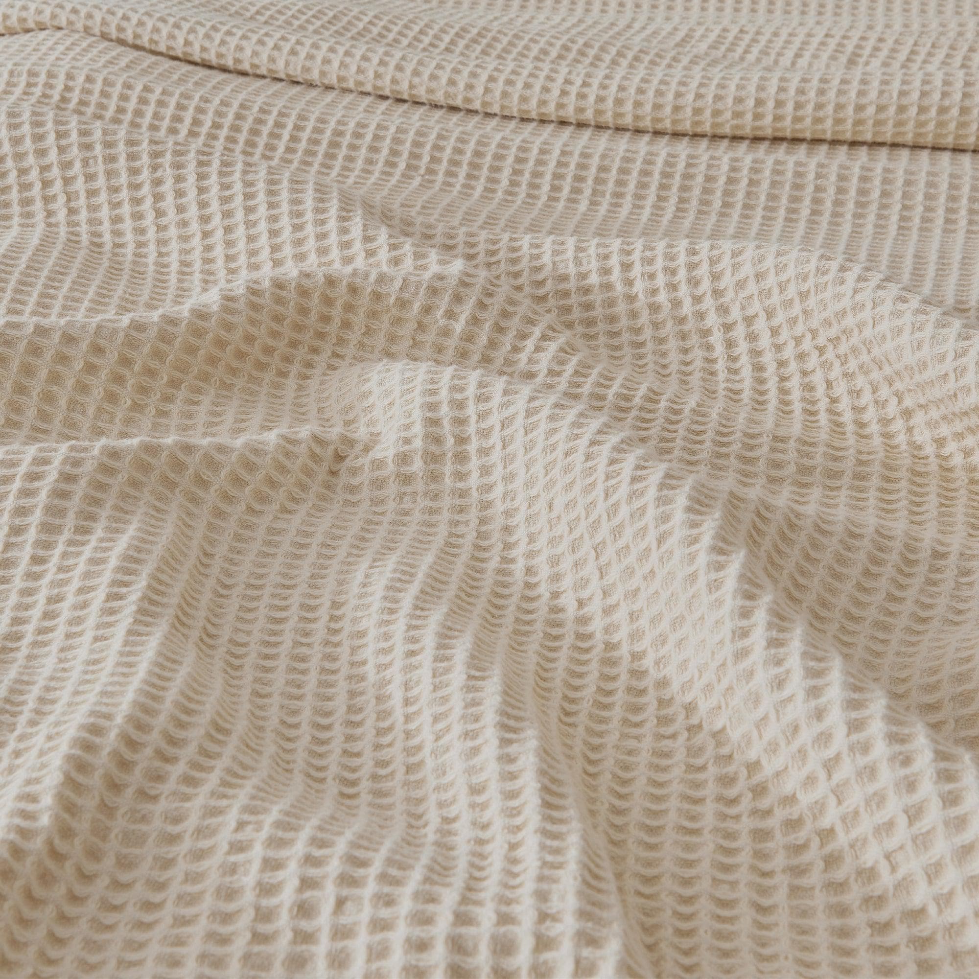 100% Cotton Waffle Weave Blanket - Mikala Collection - Best Buy Furniture