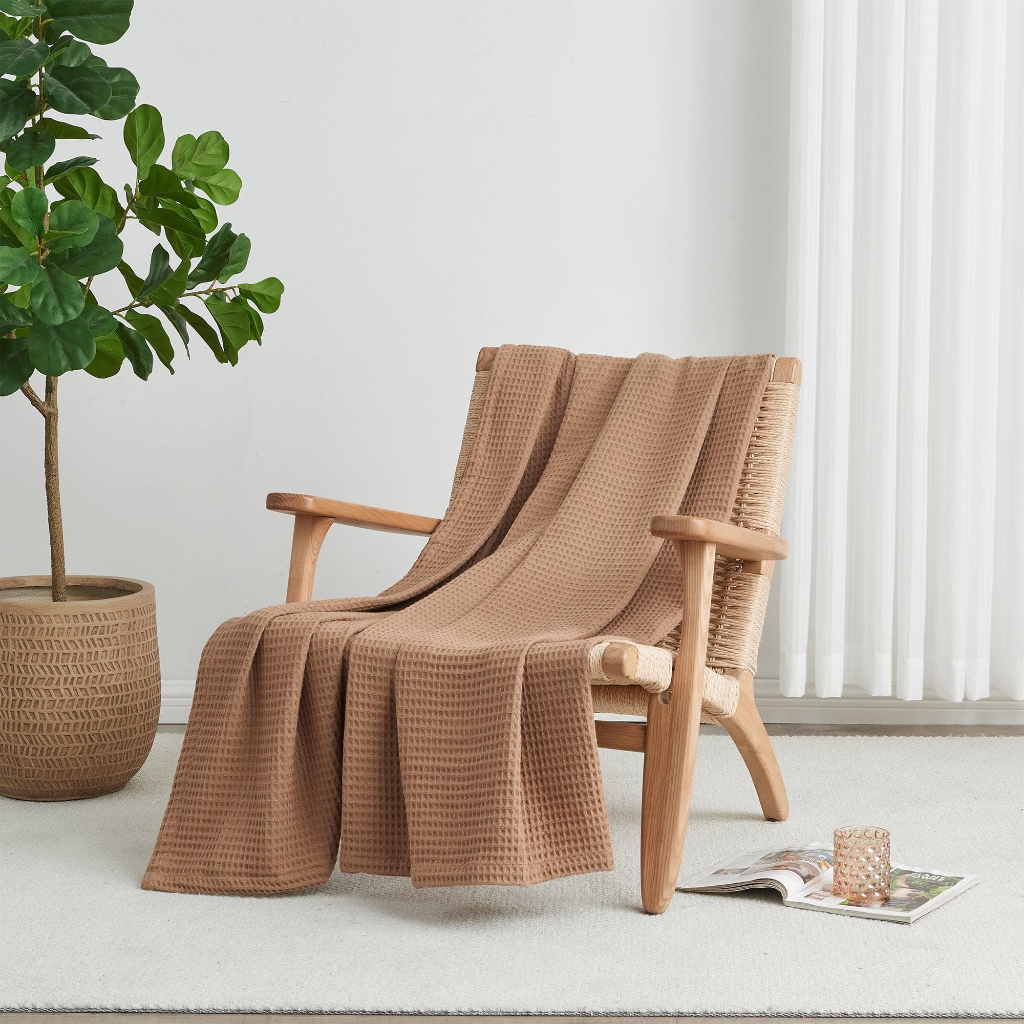 100% Cotton Waffle Weave Blanket - Mikala Collection - Best Buy Furniture