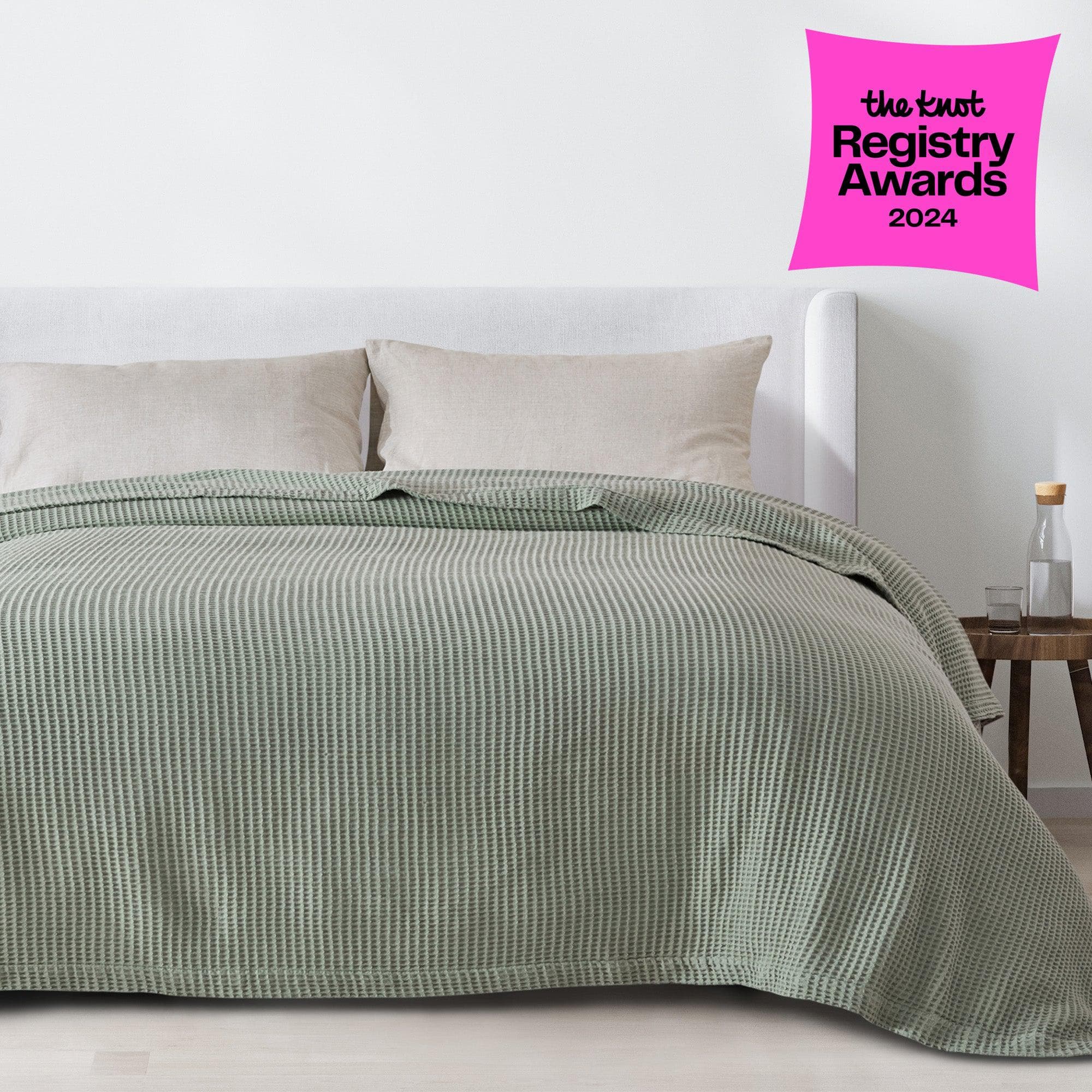 100% Cotton Waffle Weave Blanket - Mikala Collection - Best Buy Furniture