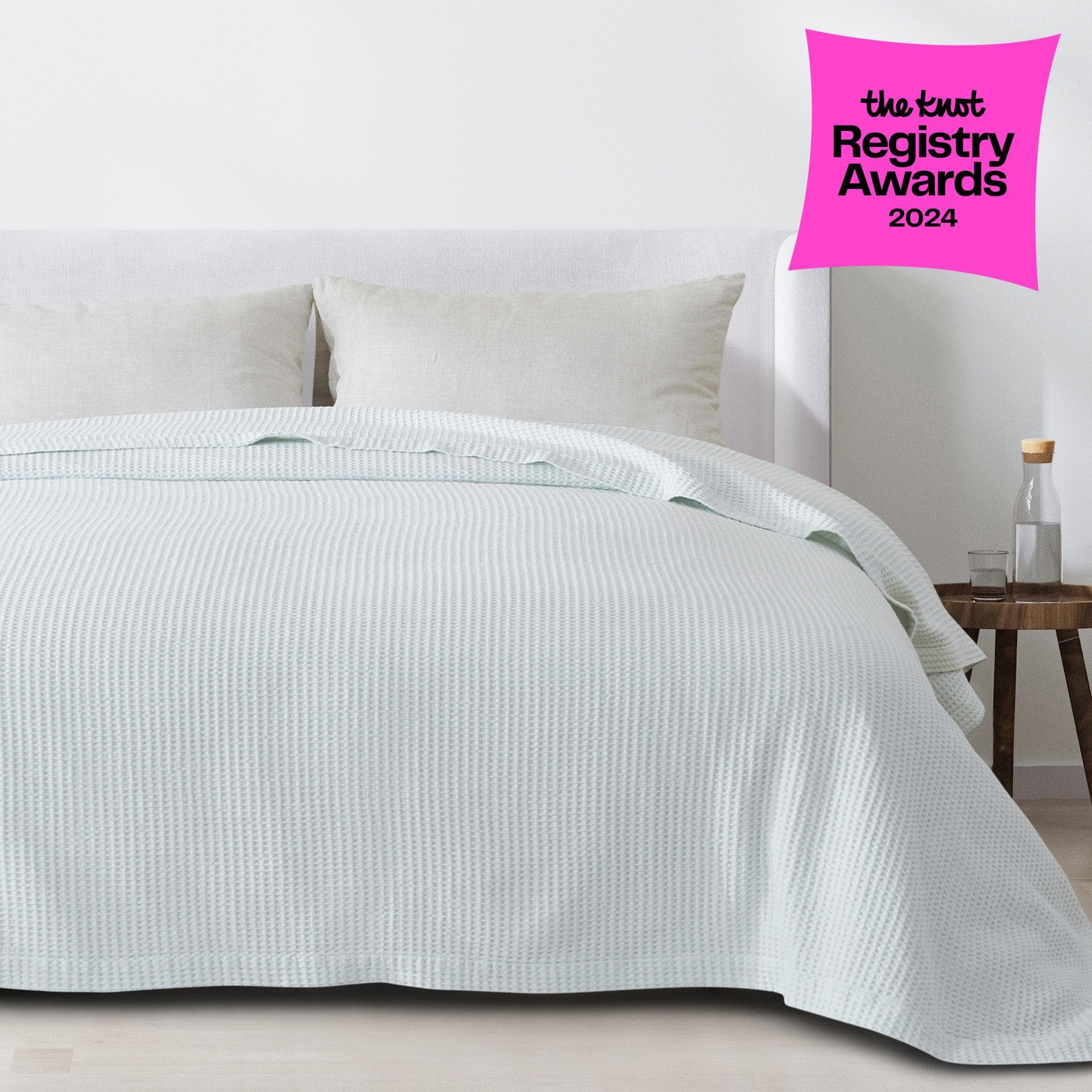 100% Cotton Waffle Weave Blanket - Mikala Collection - Best Buy Furniture