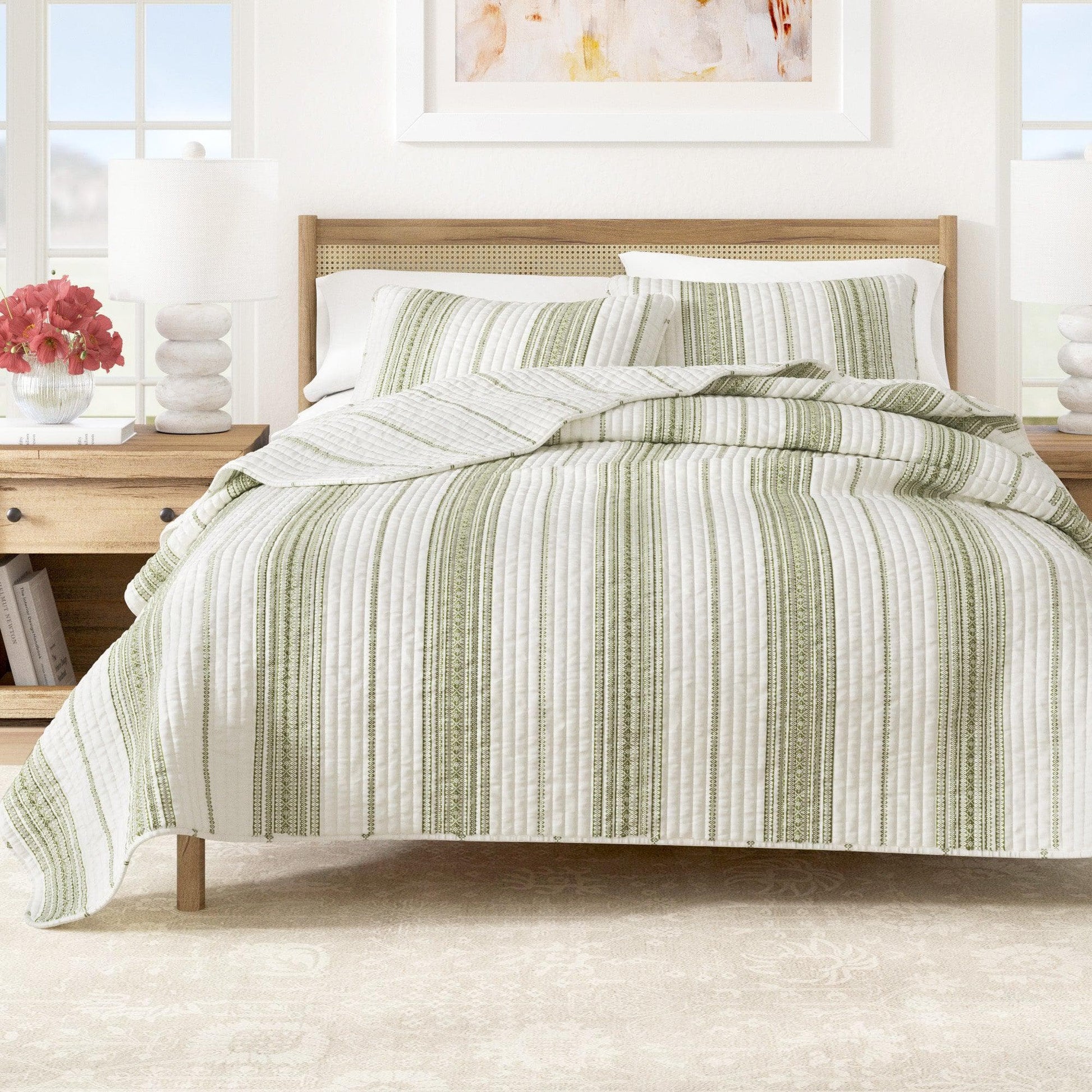 3-Piece Stripe Quilt - Wesley Collection - Best Buy Furniture
