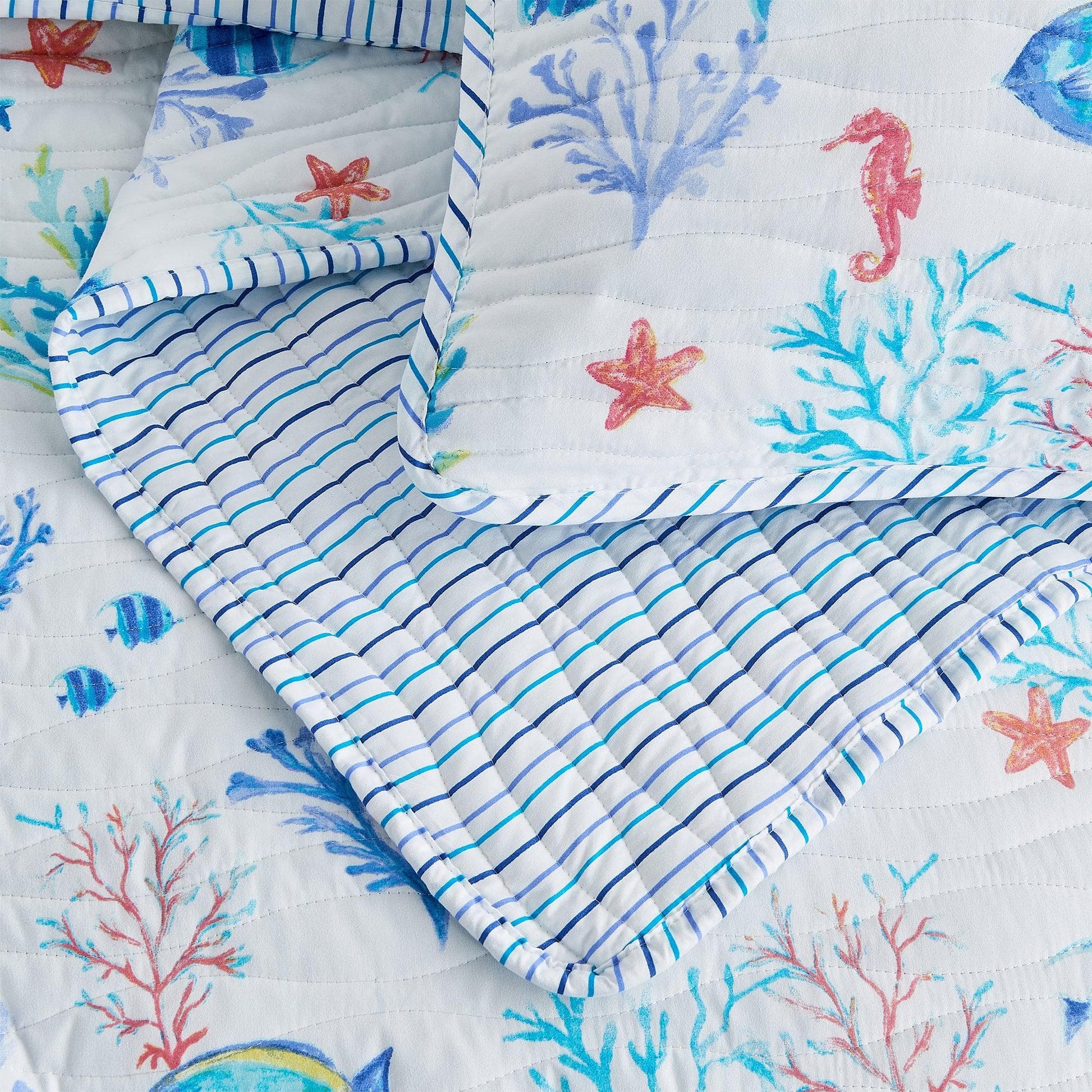 Colorful Coastal Seascape Quilt Set - Ryanne Collection - Best Buy Furniture