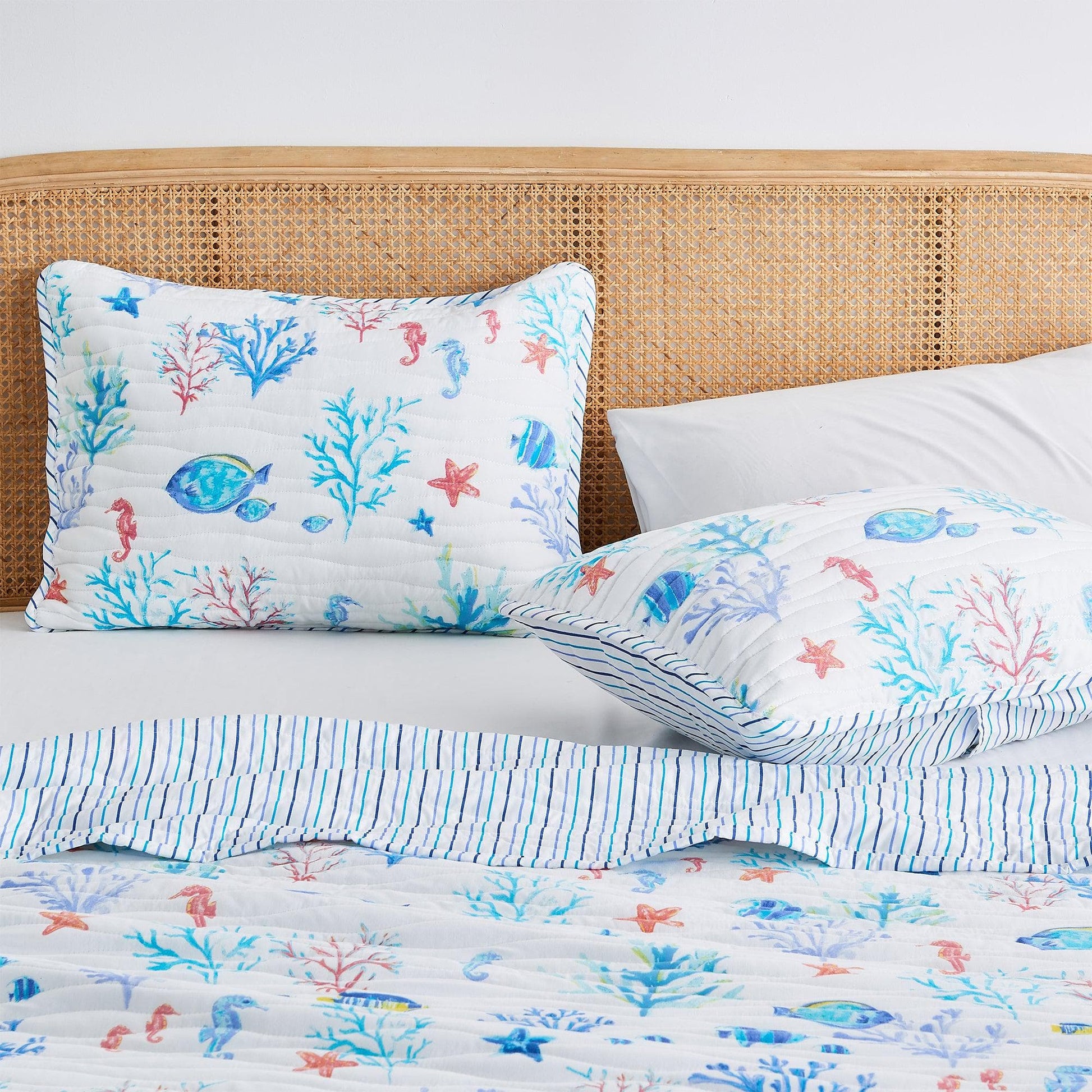 Colorful Coastal Seascape Quilt Set - Ryanne Collection - Best Buy Furniture