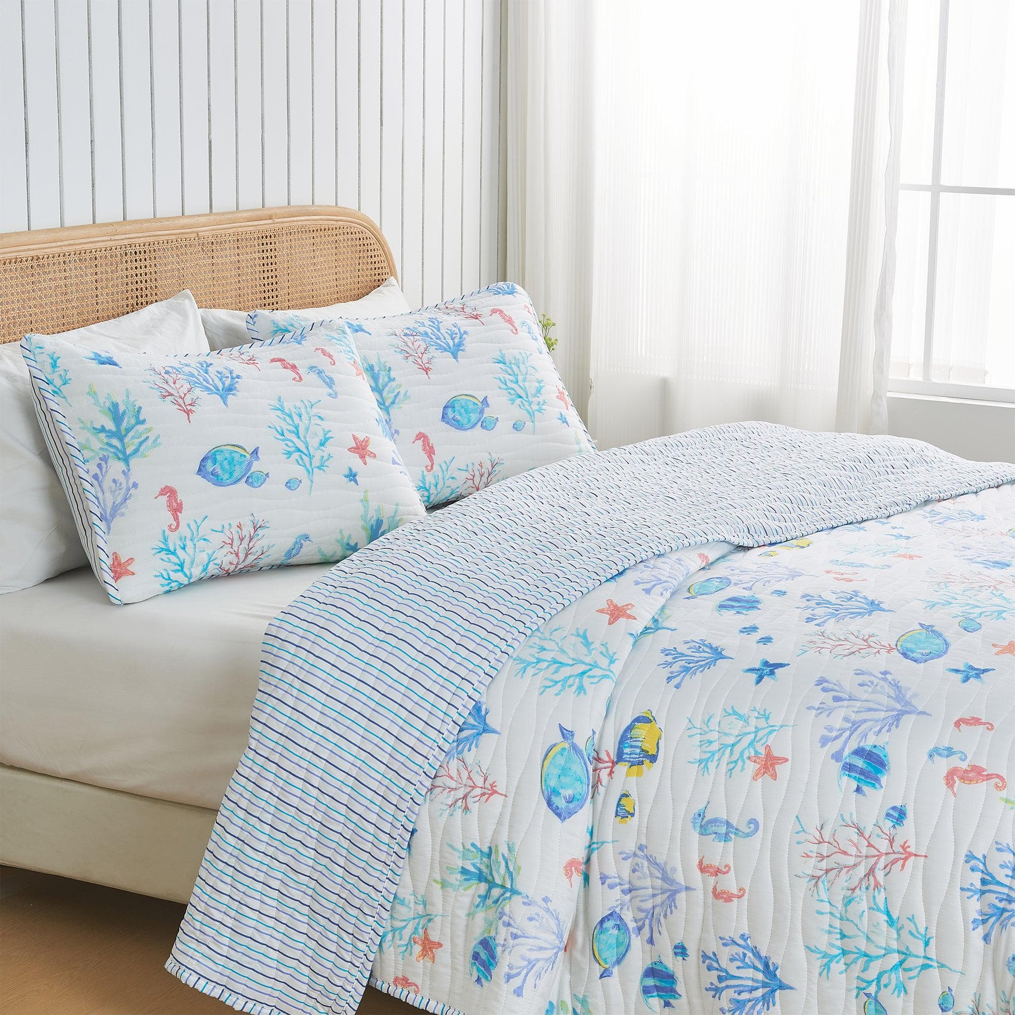 Colorful Coastal Seascape Quilt Set - Ryanne Collection - Best Buy Furniture