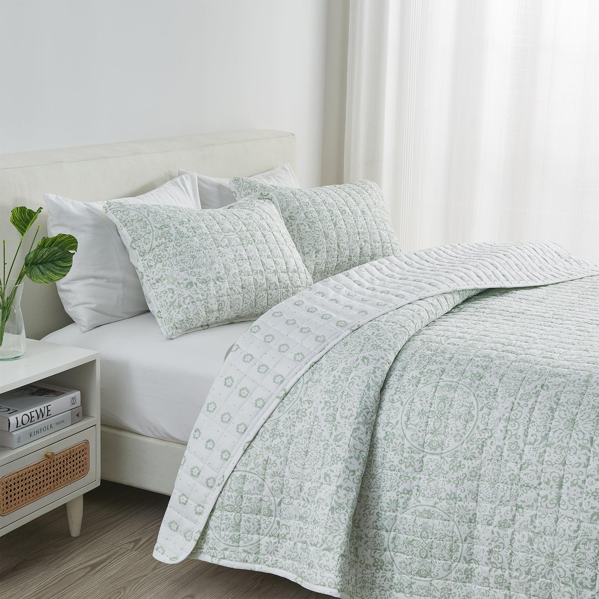 Floral Medallion Printed Microfiber Quilt Set - Kaleigh Collection - Best Buy Furniture