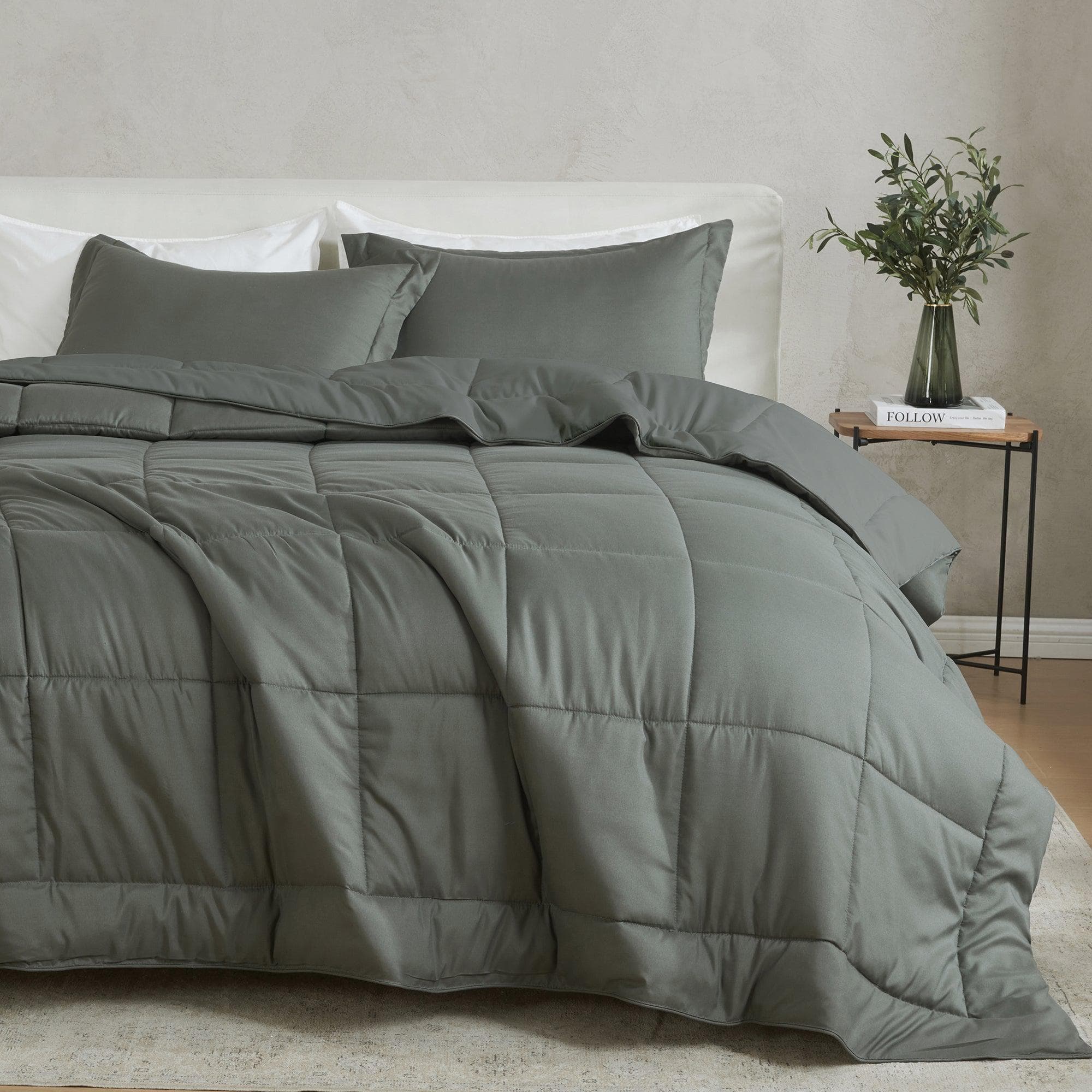 Reversible Comforter Set - Odette Collection - Best Buy Furniture
