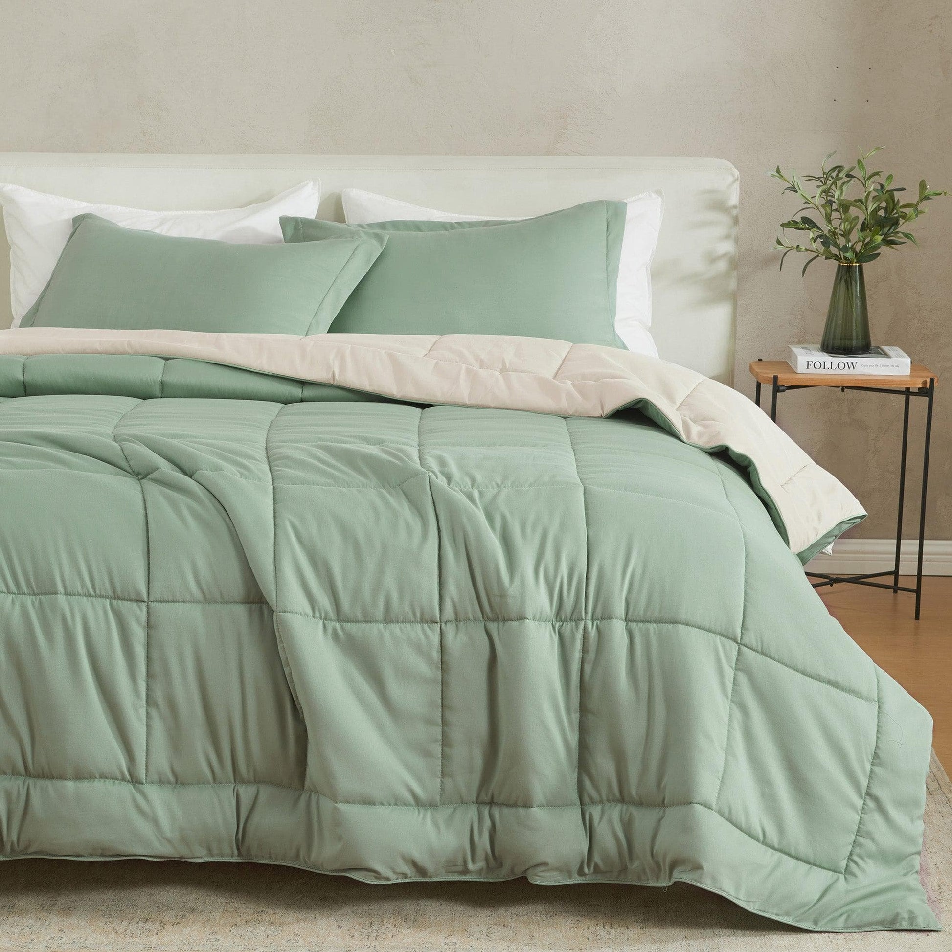 Reversible Comforter Set - Odette Collection - Best Buy Furniture