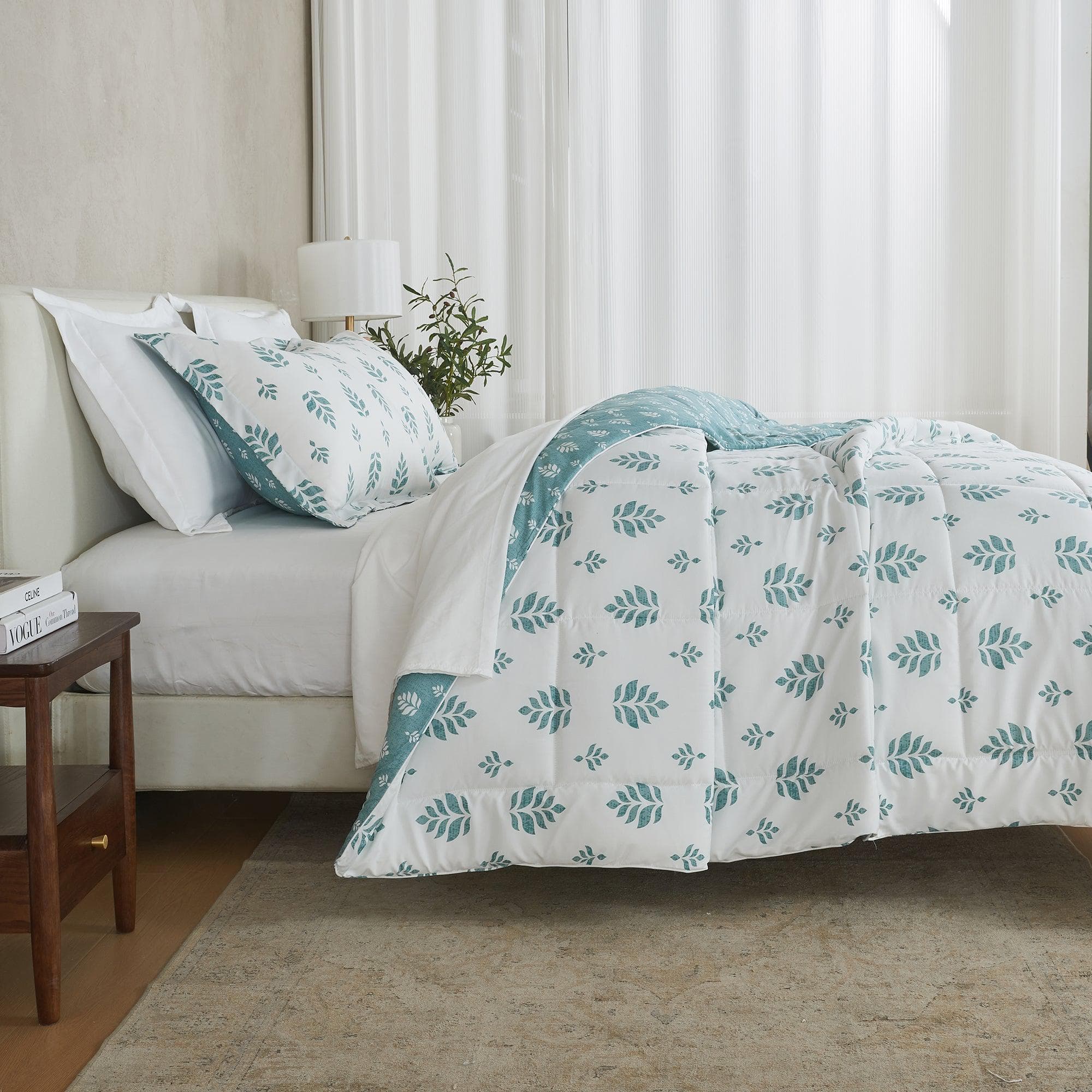 Reversible Comforter Set - Odette Collection - Best Buy Furniture