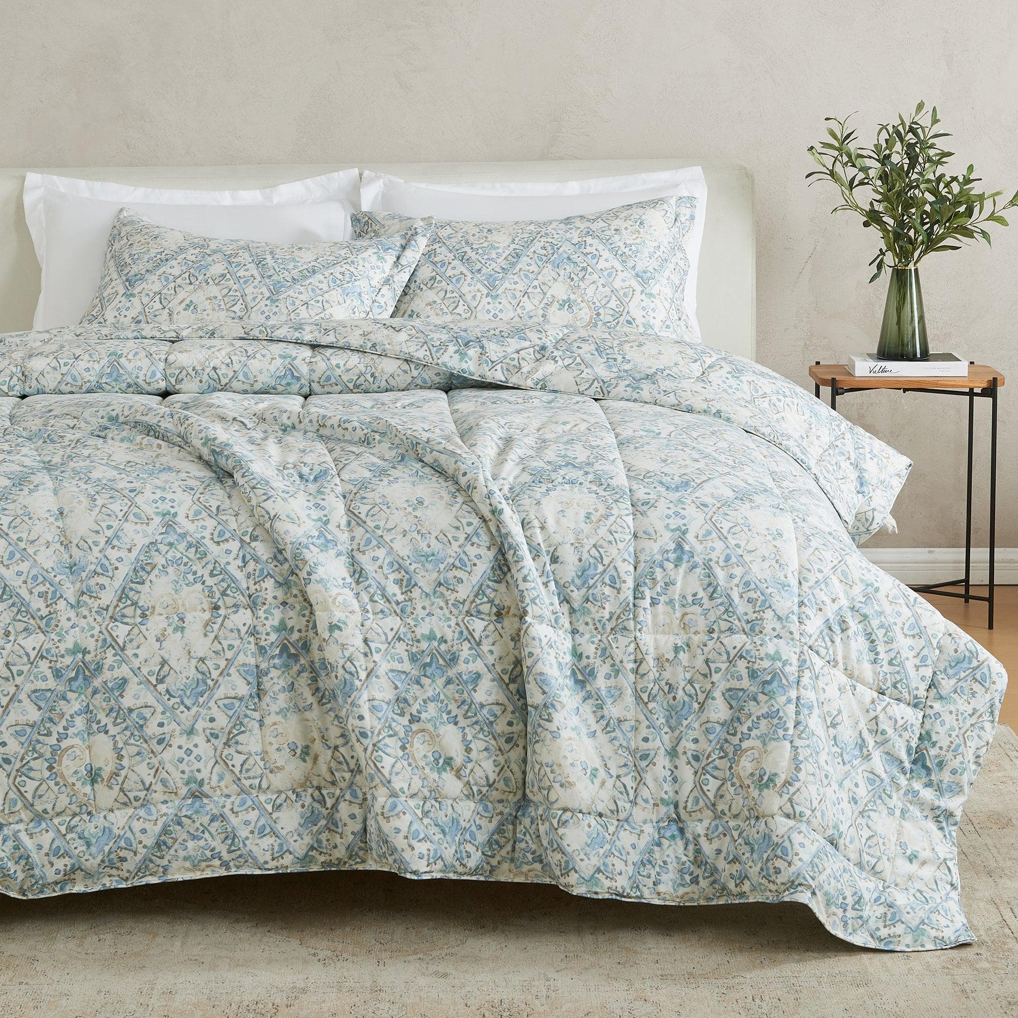 Reversible Comforter Set - Odette Collection - Best Buy Furniture
