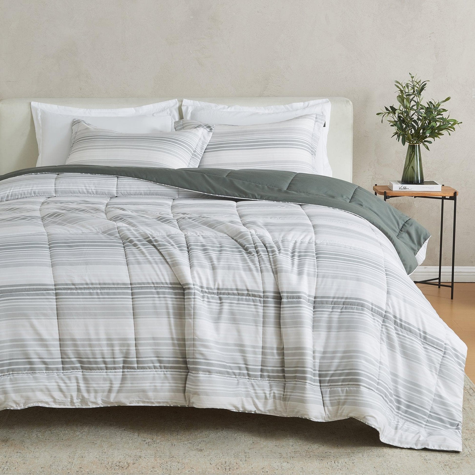 Reversible Comforter Set - Odette Collection - Best Buy Furniture