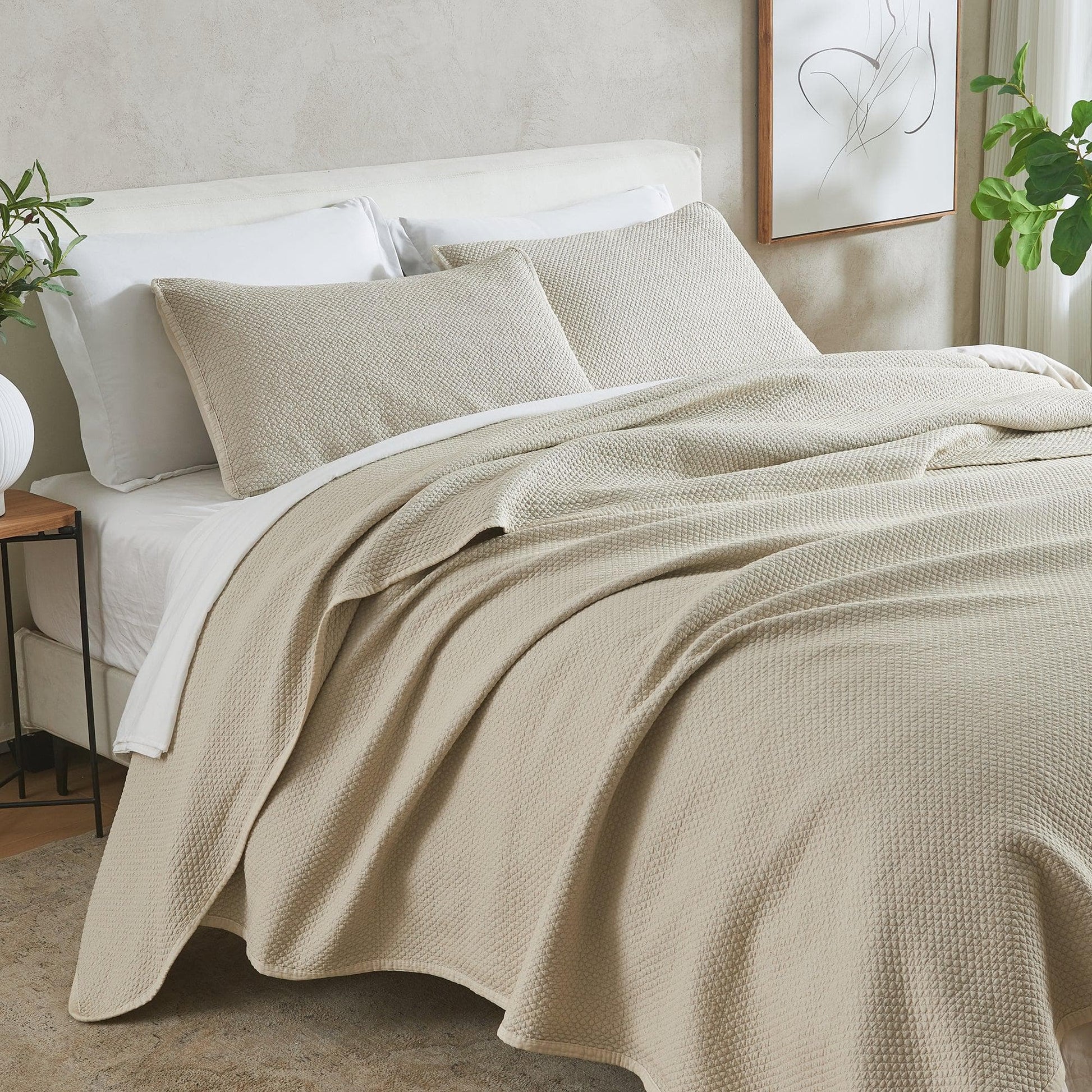 Stonewashed Relaxed Quilt Set - Vittoria Collection - Best Buy Furniture