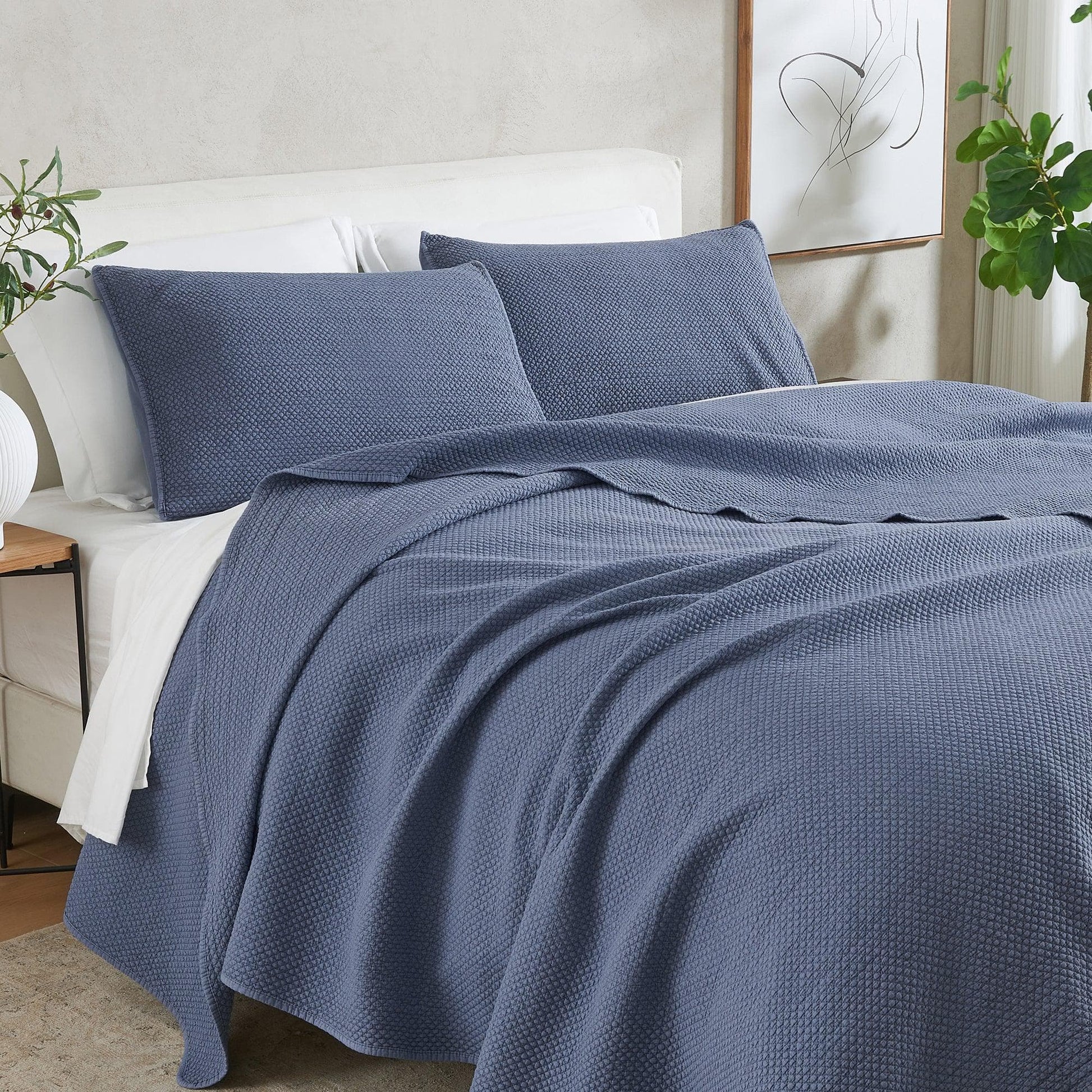 Stonewashed Relaxed Quilt Set - Vittoria Collection - Best Buy Furniture