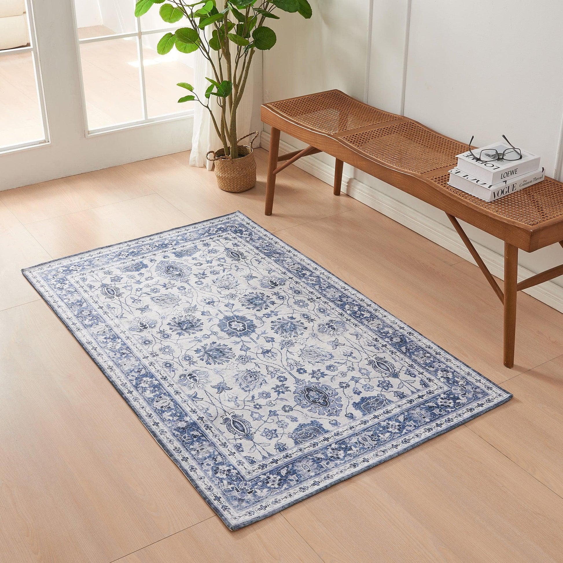 Floral Machine Washable Accent Area Rug 3' x 5' - Matra Collection - Best Buy Furniture