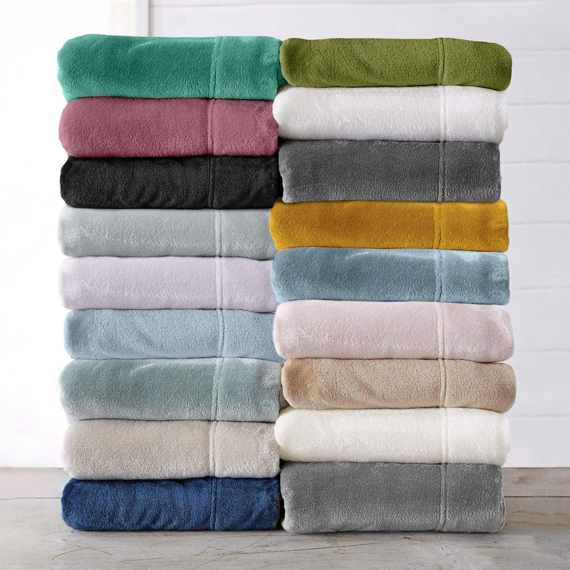 4-Piece Solid Plush Sheet - Velvet Luxe Collection - Best Buy Furniture