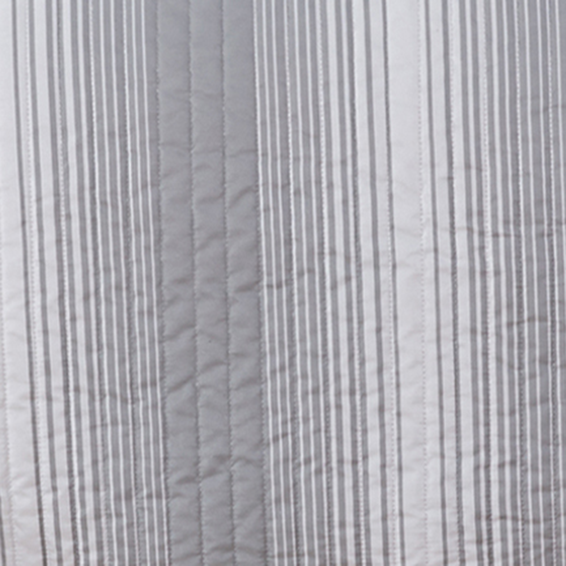 Everette Collection 3 Piece Ombre Striped Quilt Set - Best Buy Furniture