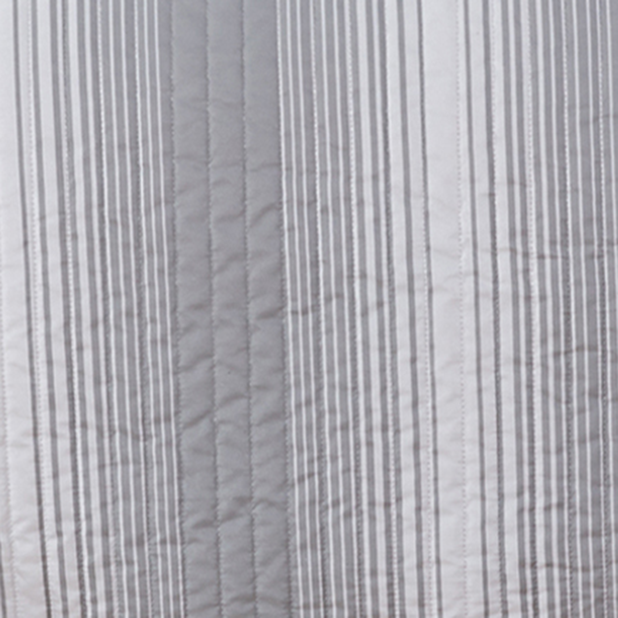 Everette Collection 3 Piece Ombre Striped Quilt Set - Best Buy Furniture