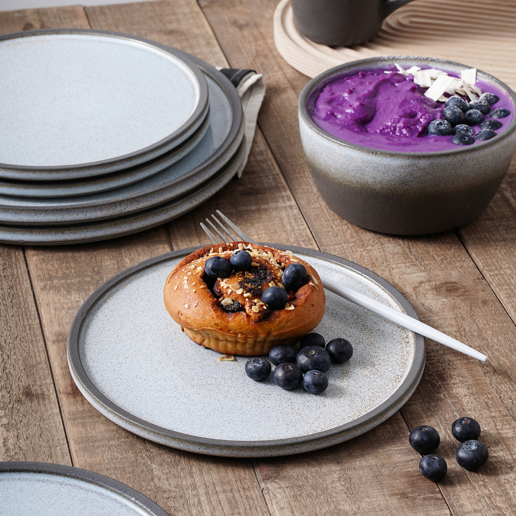 Vince Stoneware Salad Plate - Gray-Green-Blue