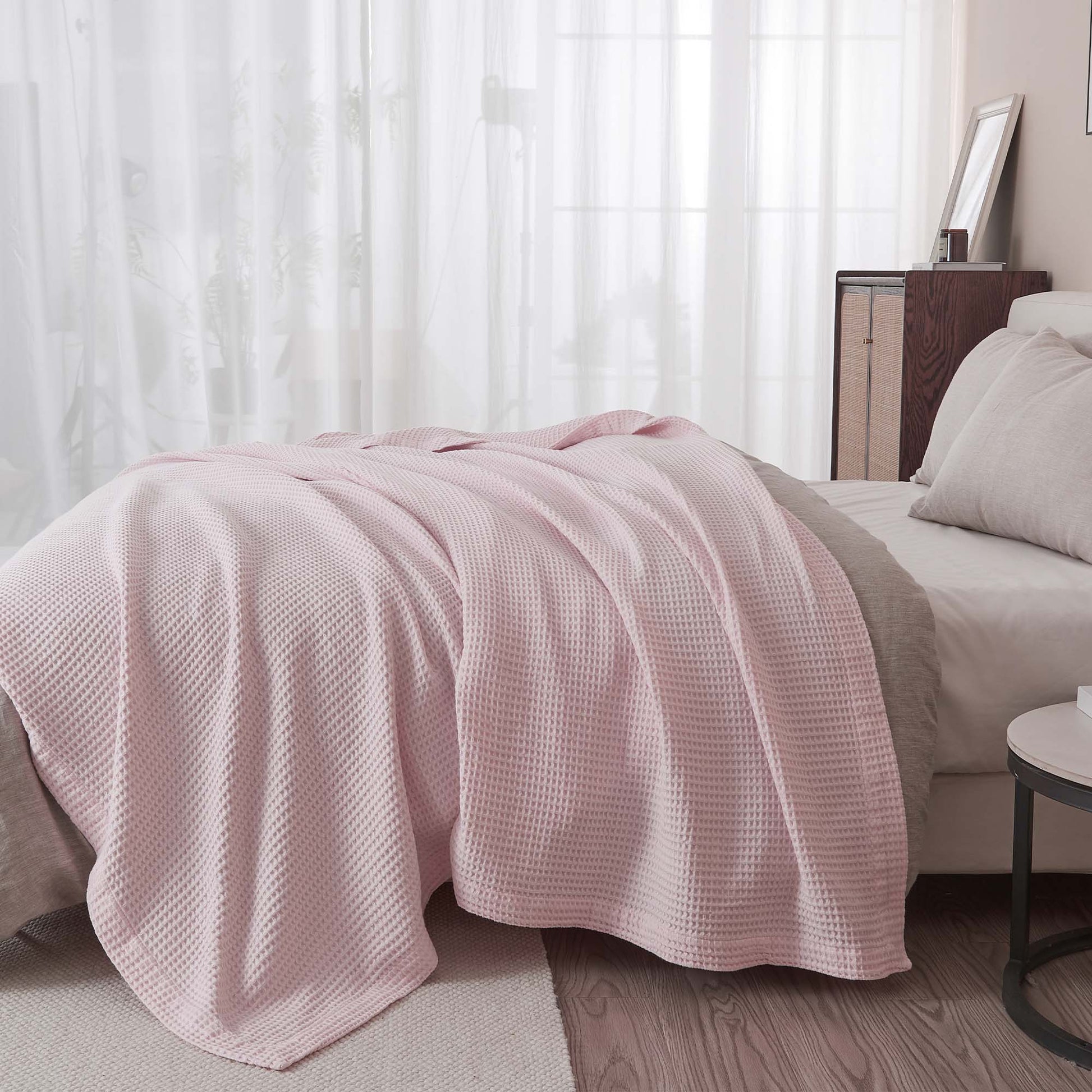 100% Cotton Waffle Weave Blanket - Mikala Collection - Best Buy Furniture