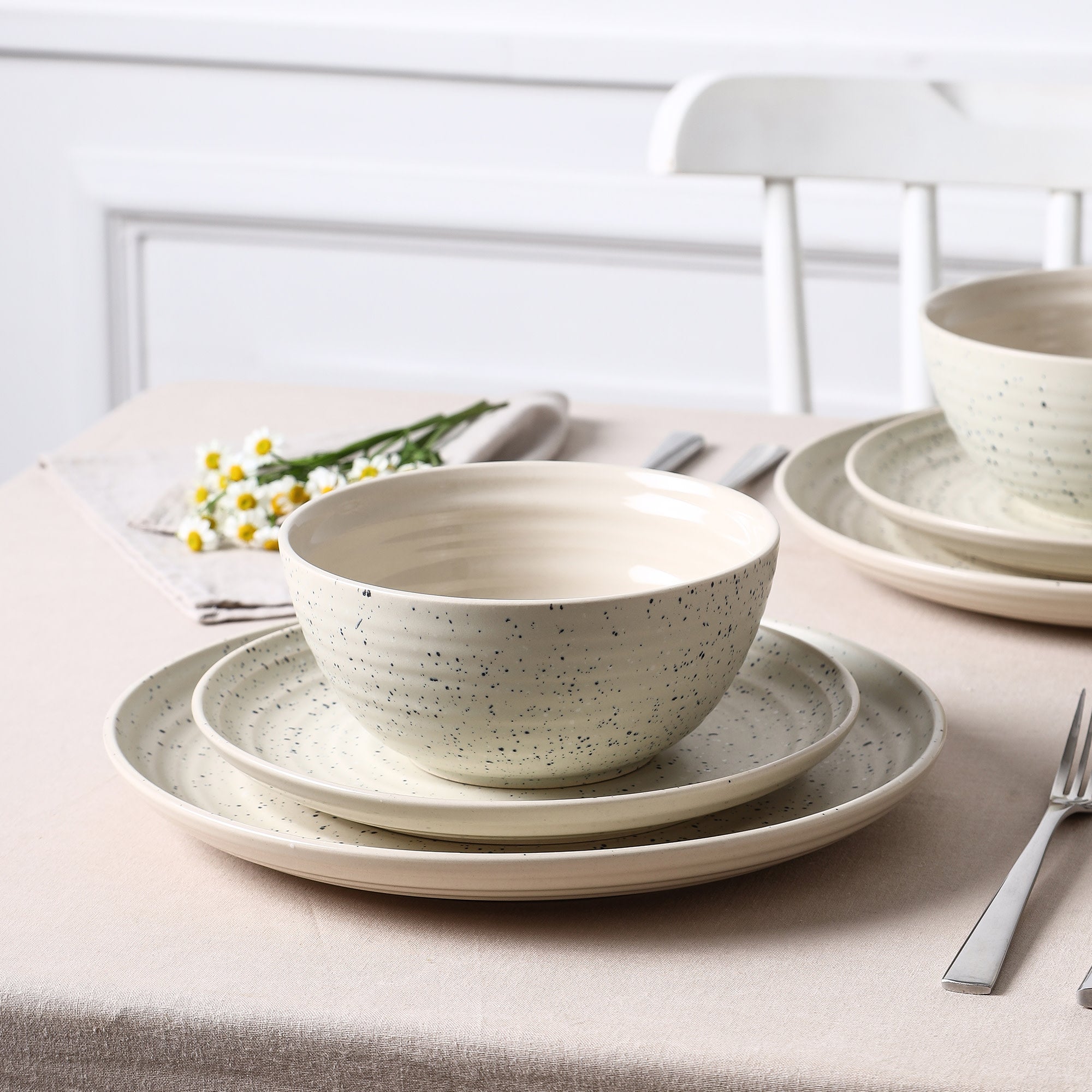 Dua Stoneware Bowl - White