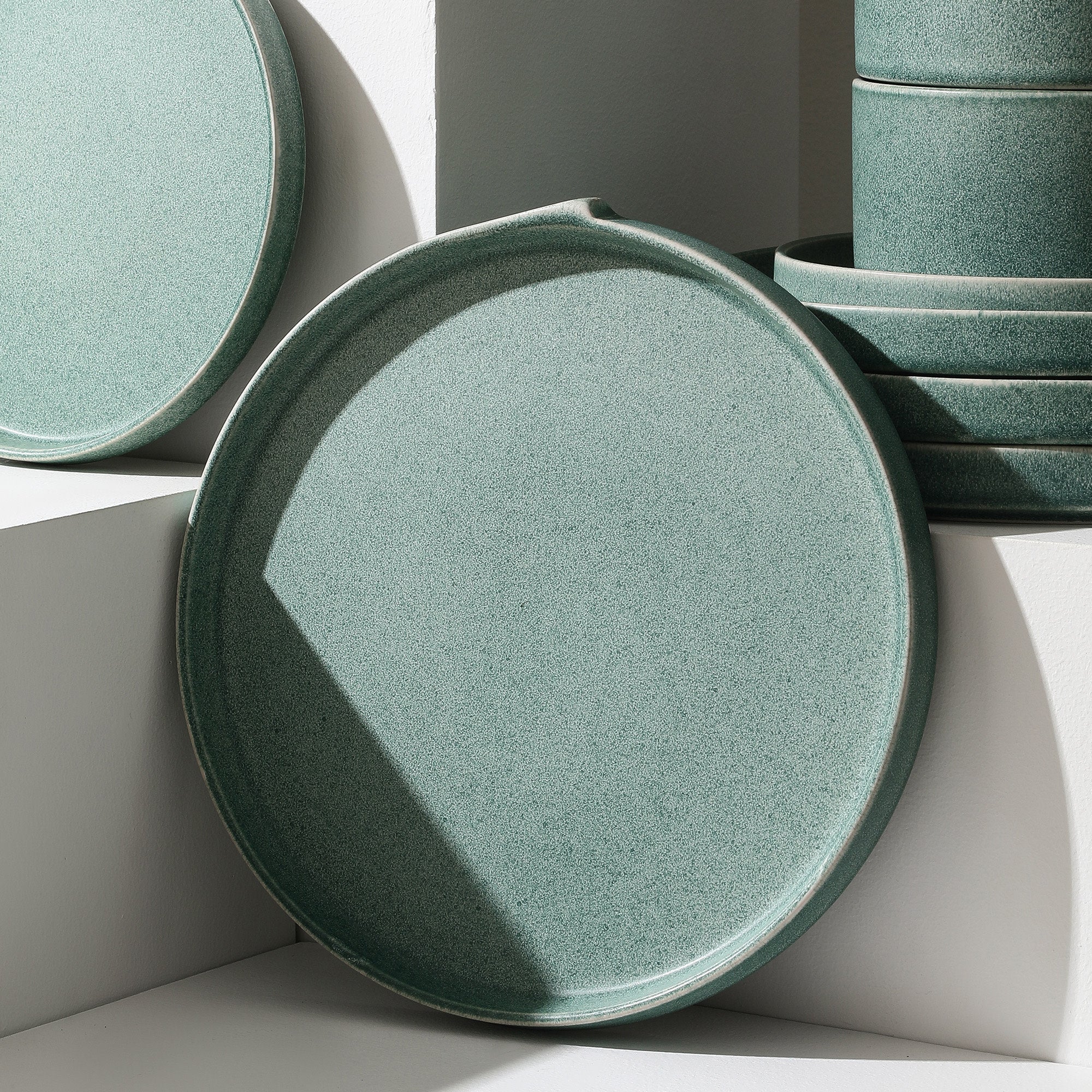 Bao Stoneware Dinner Plate - Green