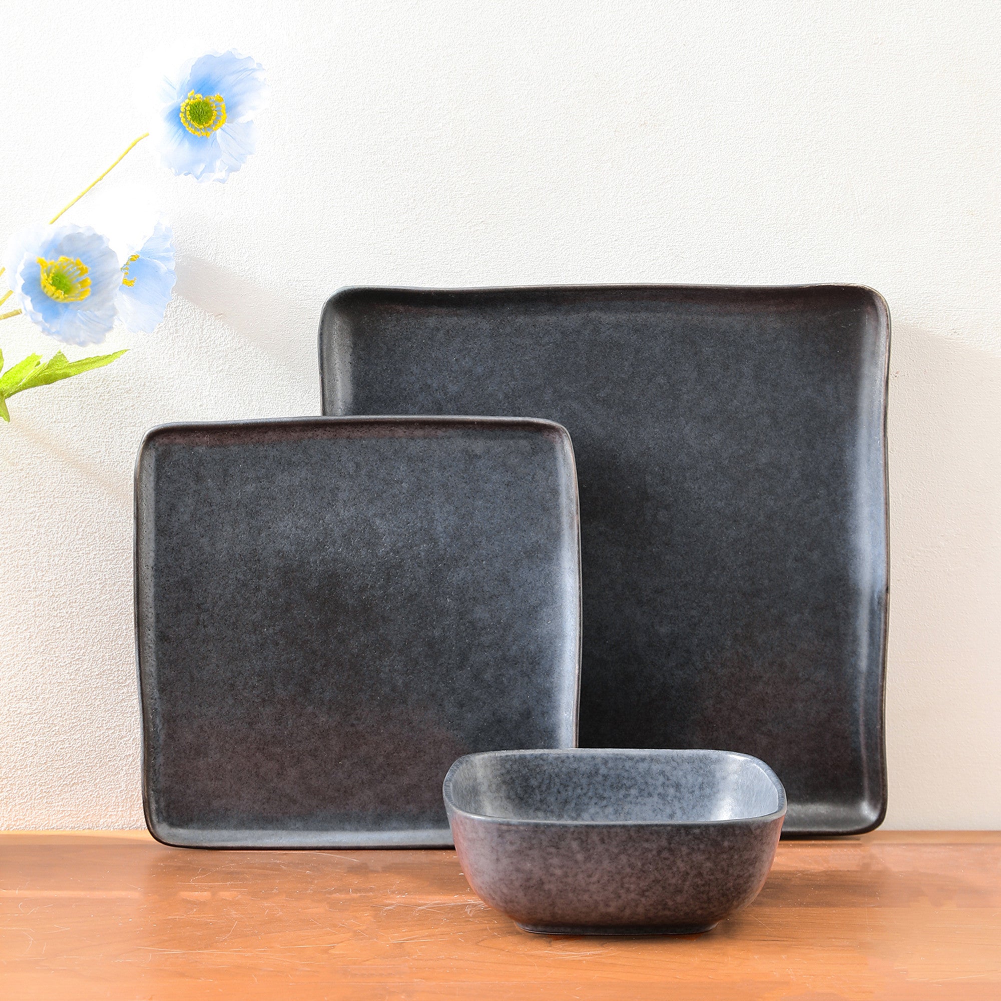 Jonny Stoneware Dinnerware Set - Blue
