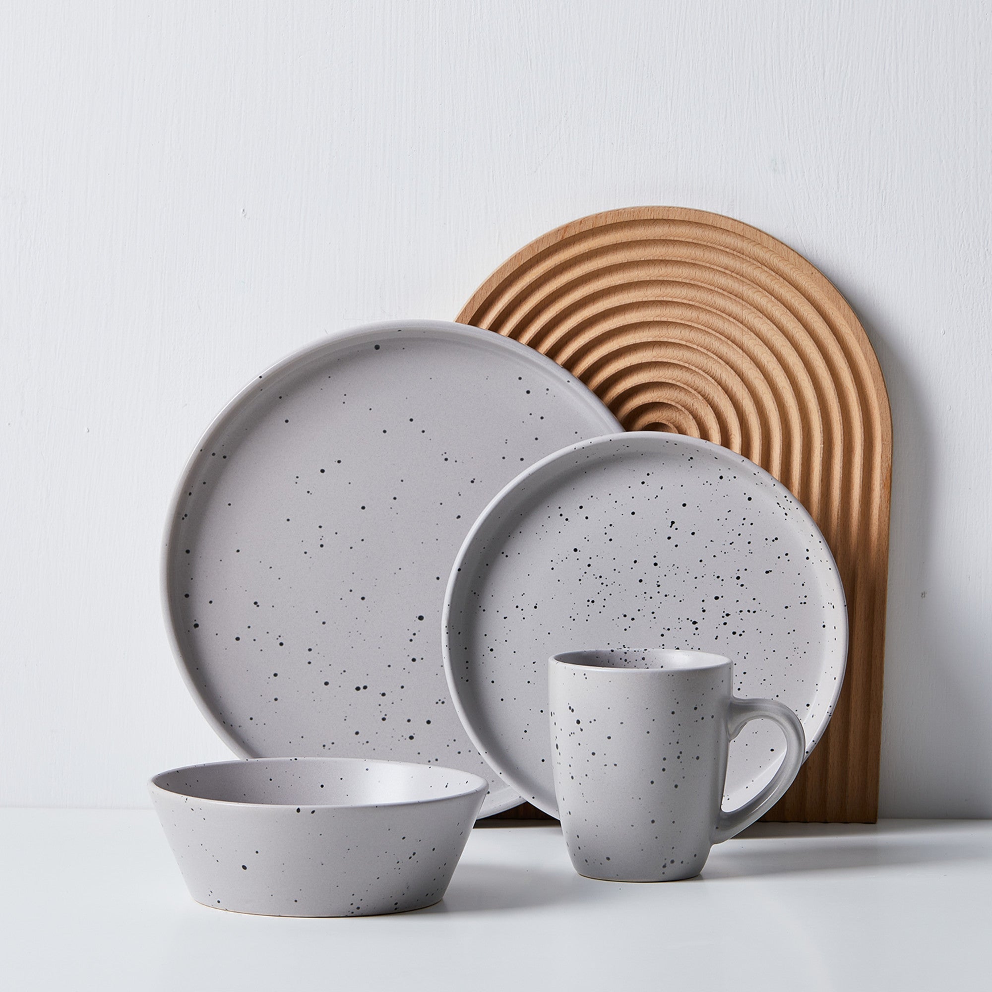 Jade Stoneware Dinnerware Set - Light Gray