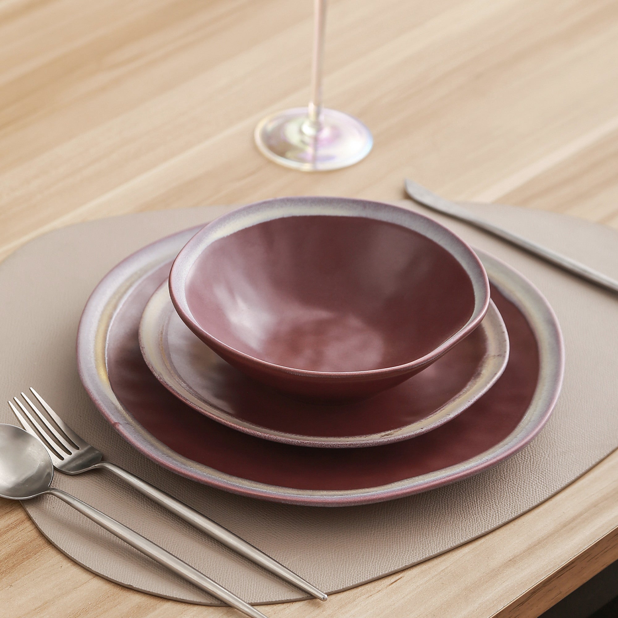Serafina Stoneware Dinnerware Set - Wine
