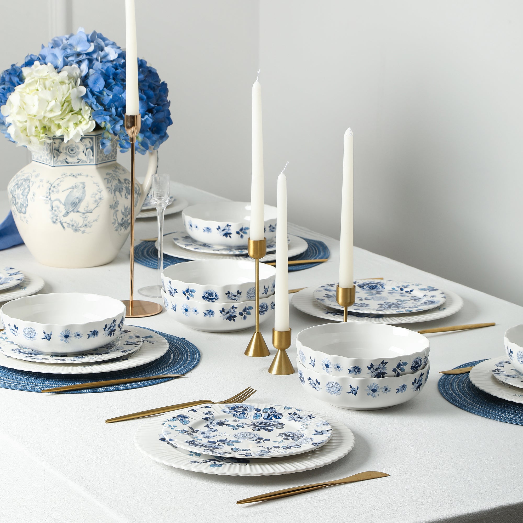 Stone Lain Fiore New Bone China 12-Piece Dinnerware Set, Blue