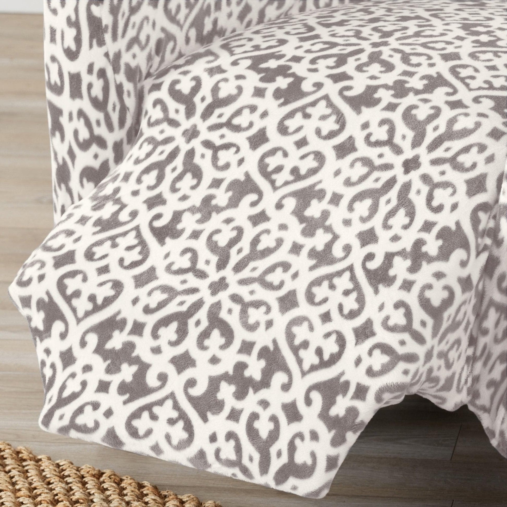 Velvet Stretch Slipcover - Gale Collection - Best Buy Furniture