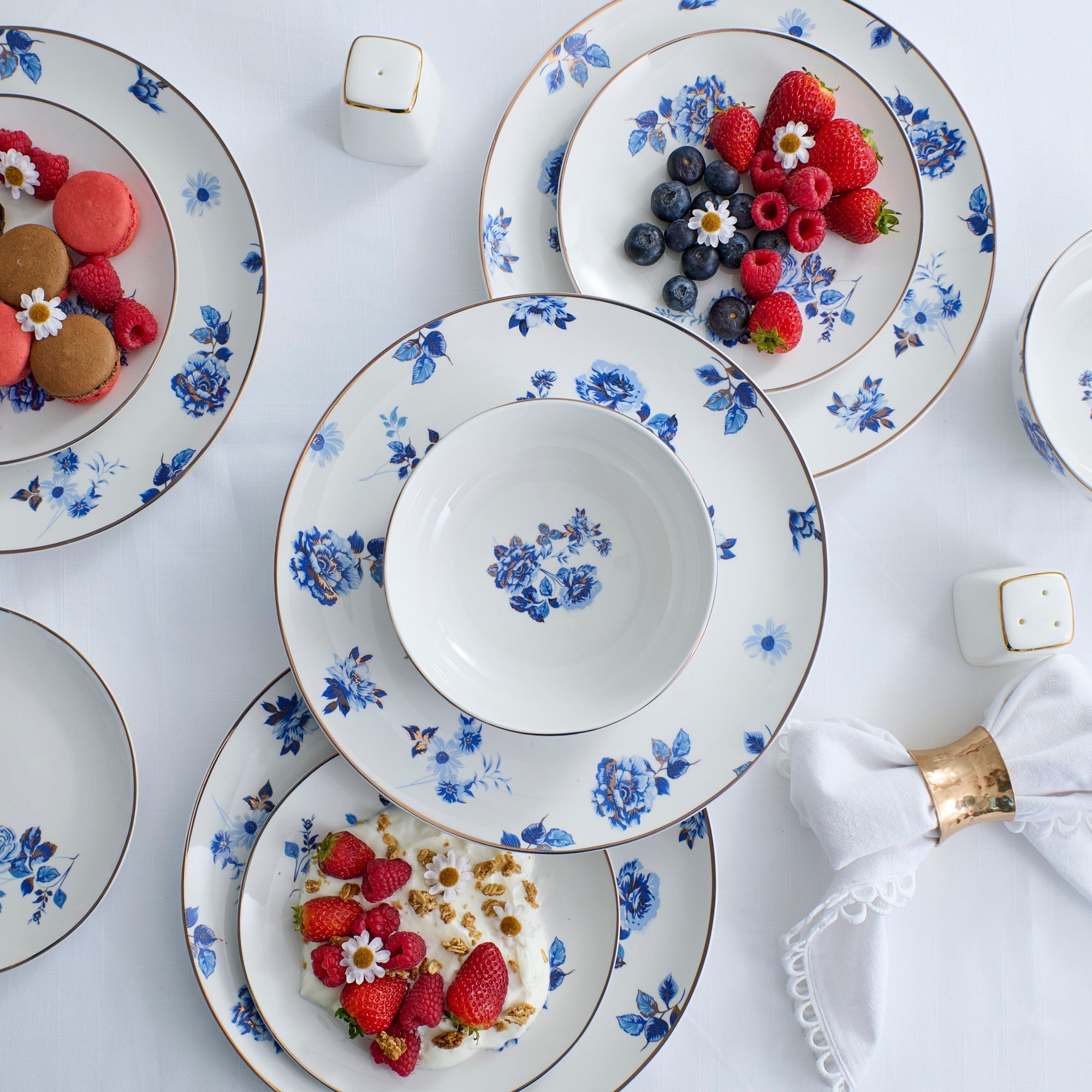 Viola Porcelain Dinnerware Set - Blue