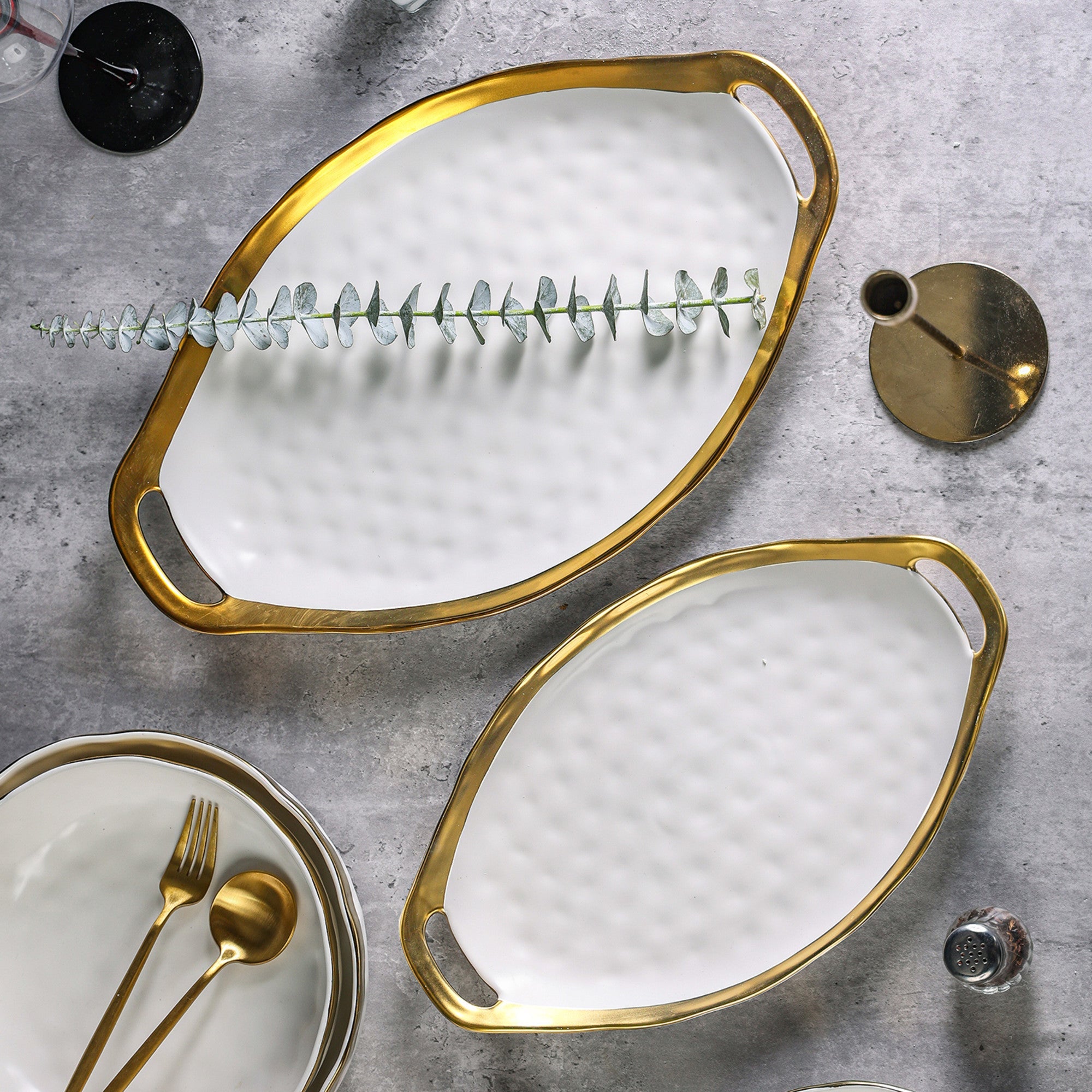 Florian Porcelain Service Plate Set - White