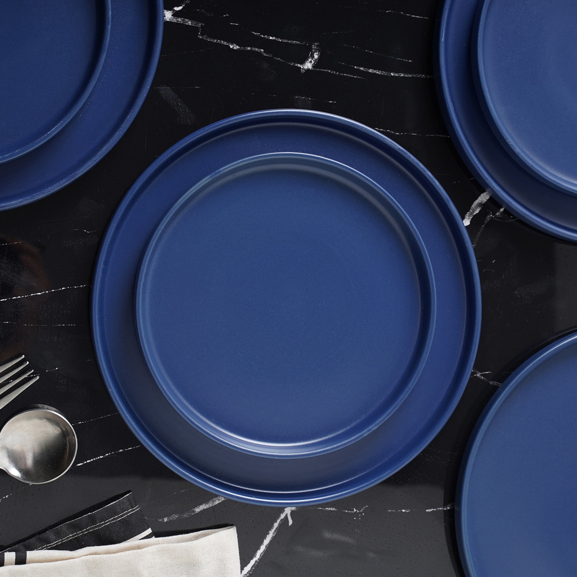 Chelsea Stoneware Dinnerware Set - Blue
