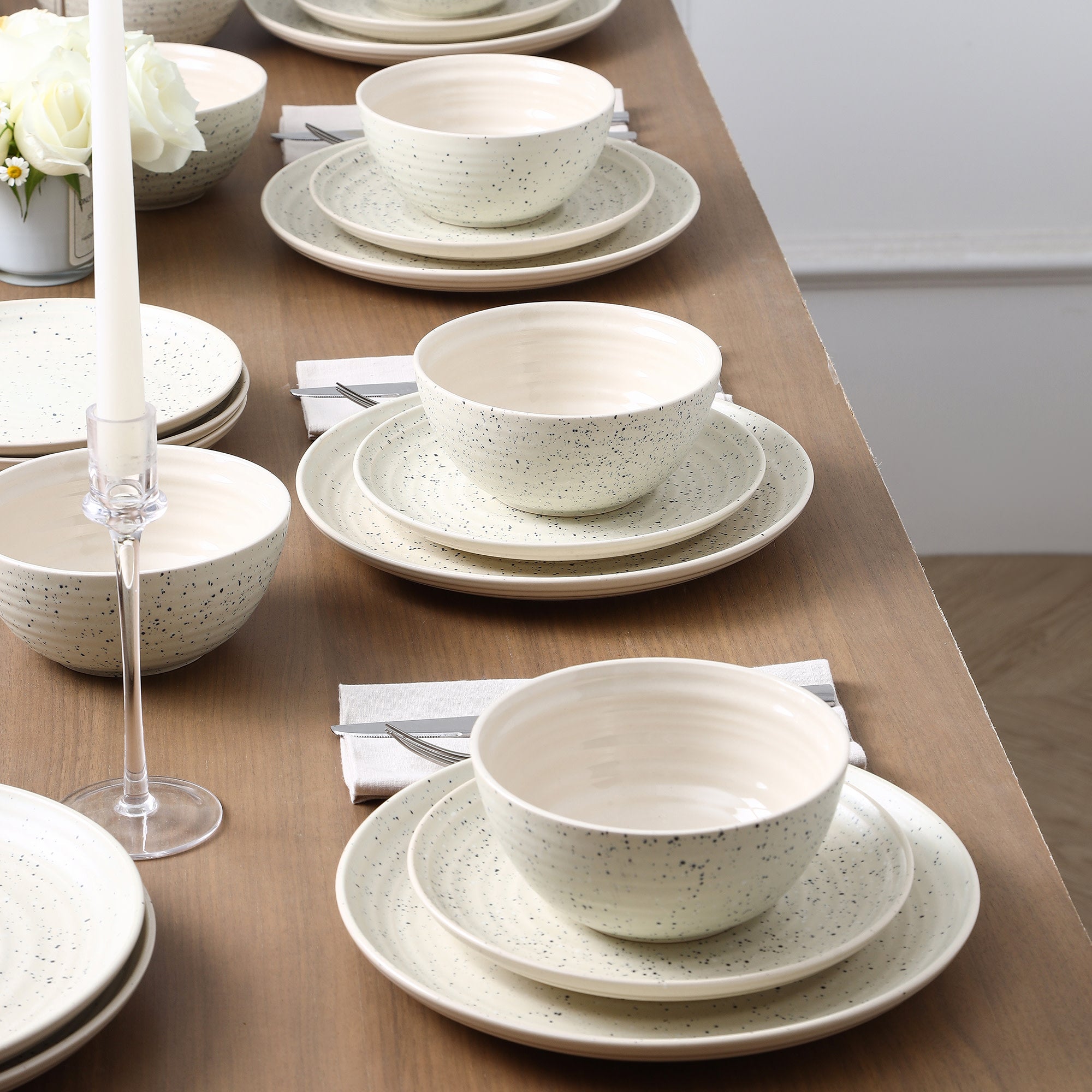 Dua Stoneware Bowl - White