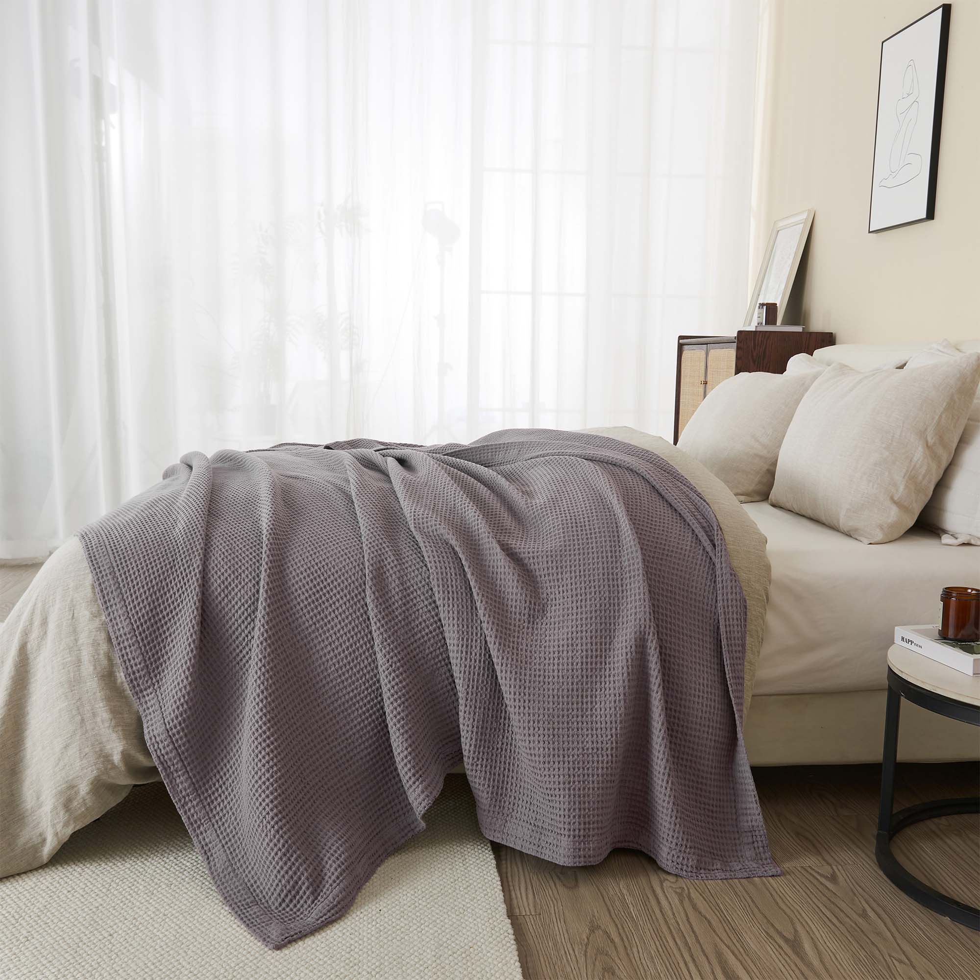 100% Cotton Waffle Weave Blanket - Mikala Collection - Best Buy Furniture