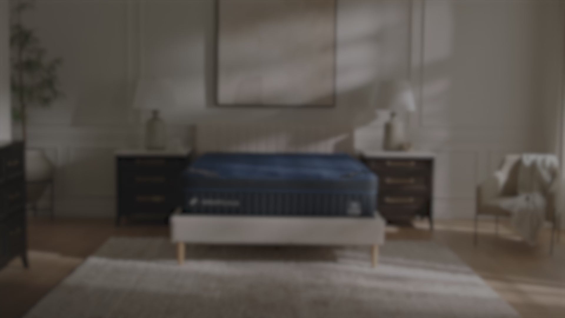 Load video: DreamCloud Ultra Hybrid 4.0 Mattress