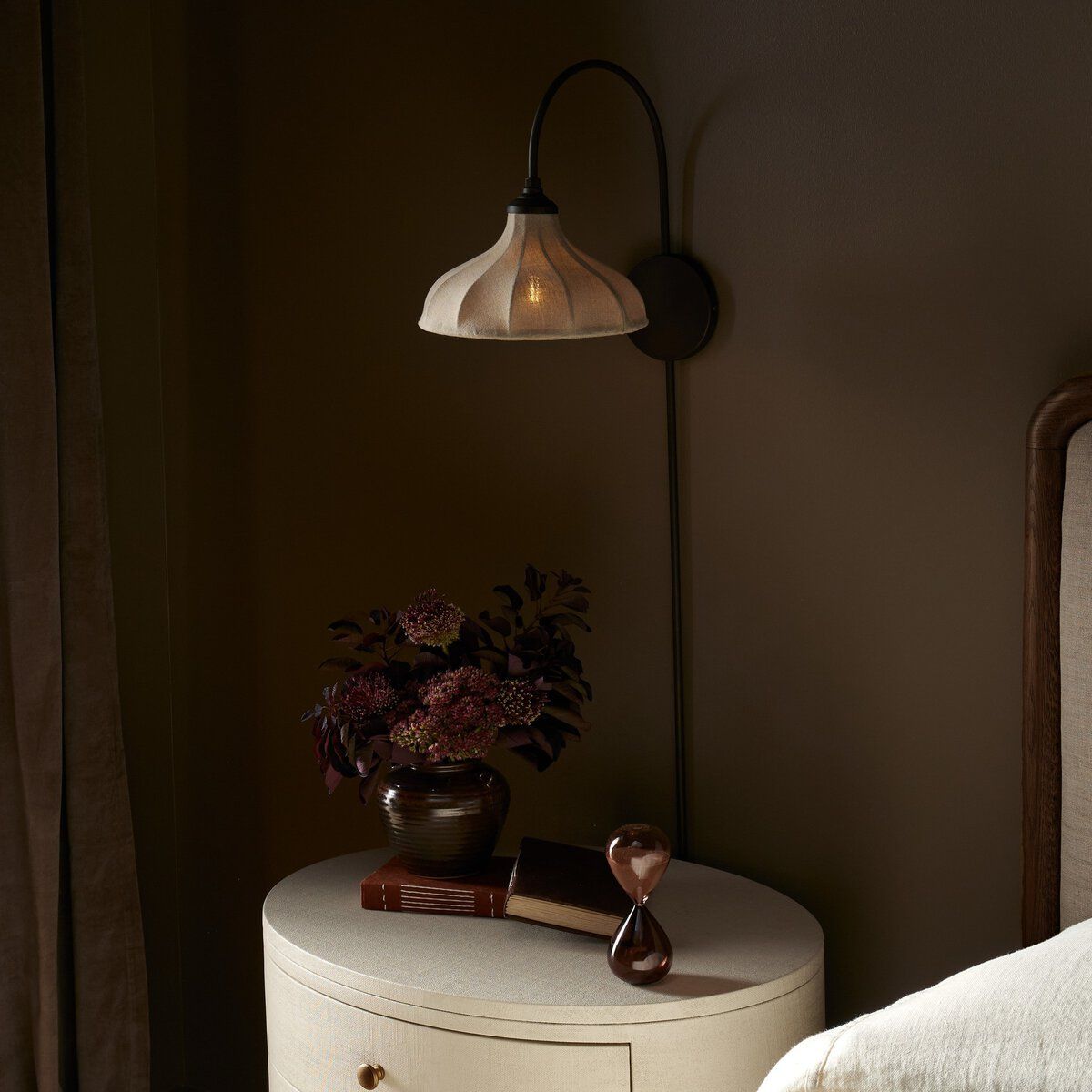 Winslet Sconce
