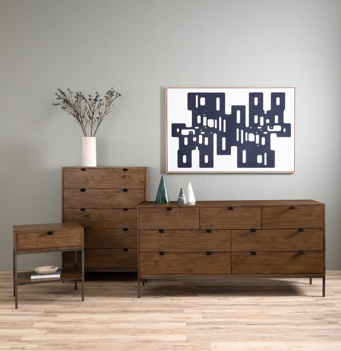 Trey 5 Drawer Dresser