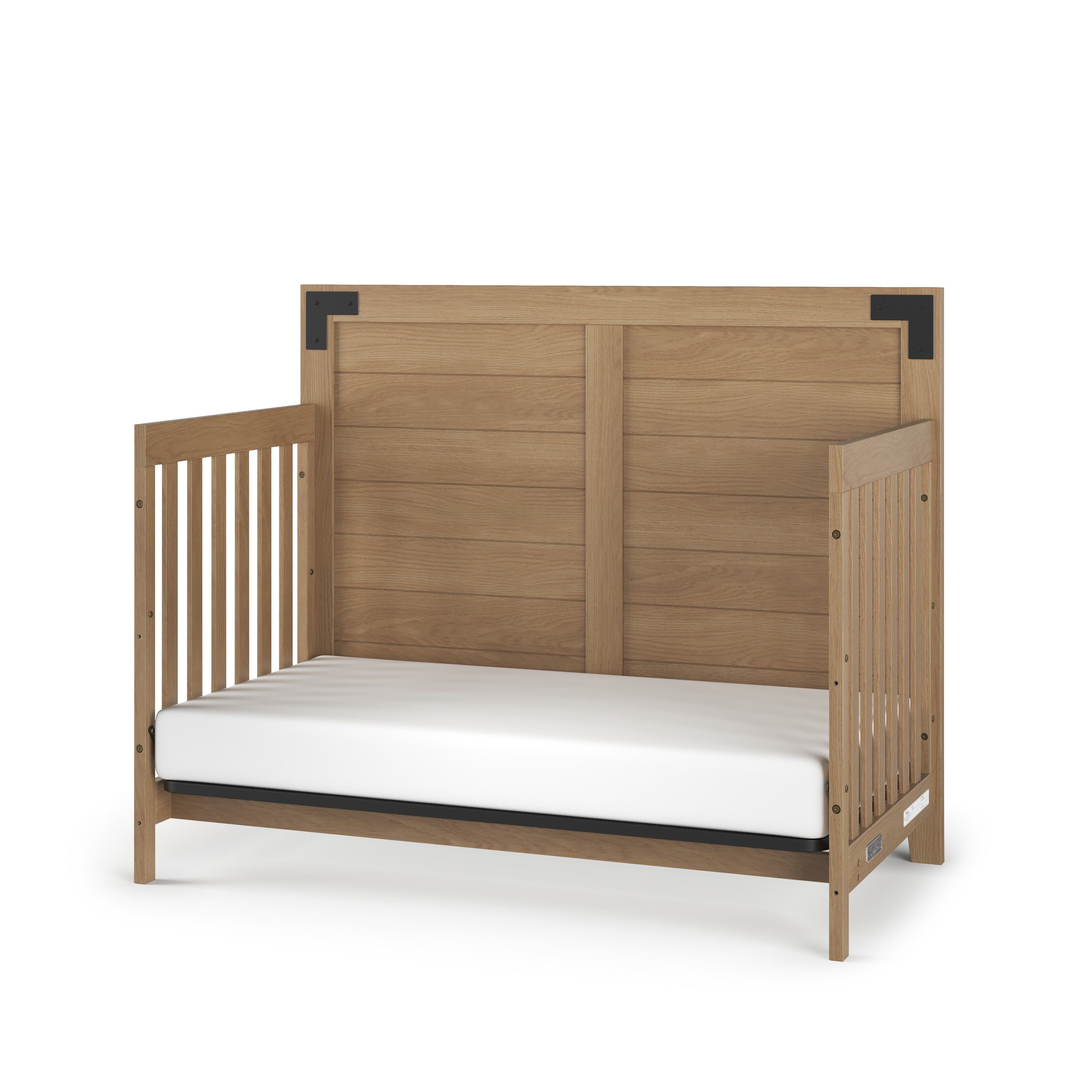 Lucas 4-in-1 Convertible Crib, Nutmeg
