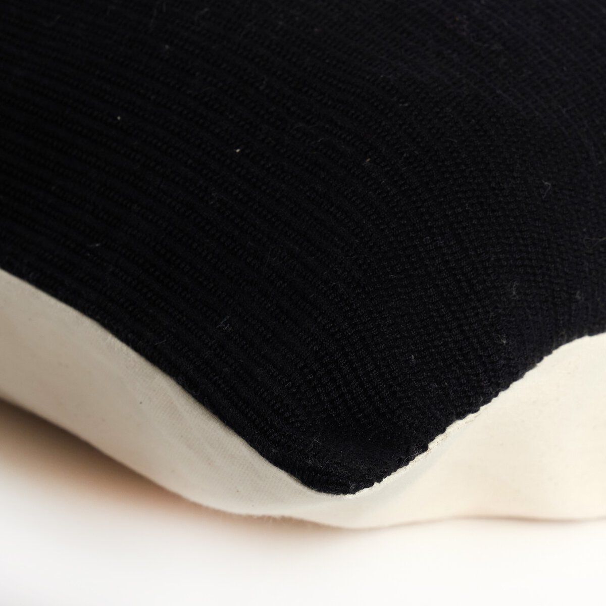 Handwoven Merido Pillow - Black