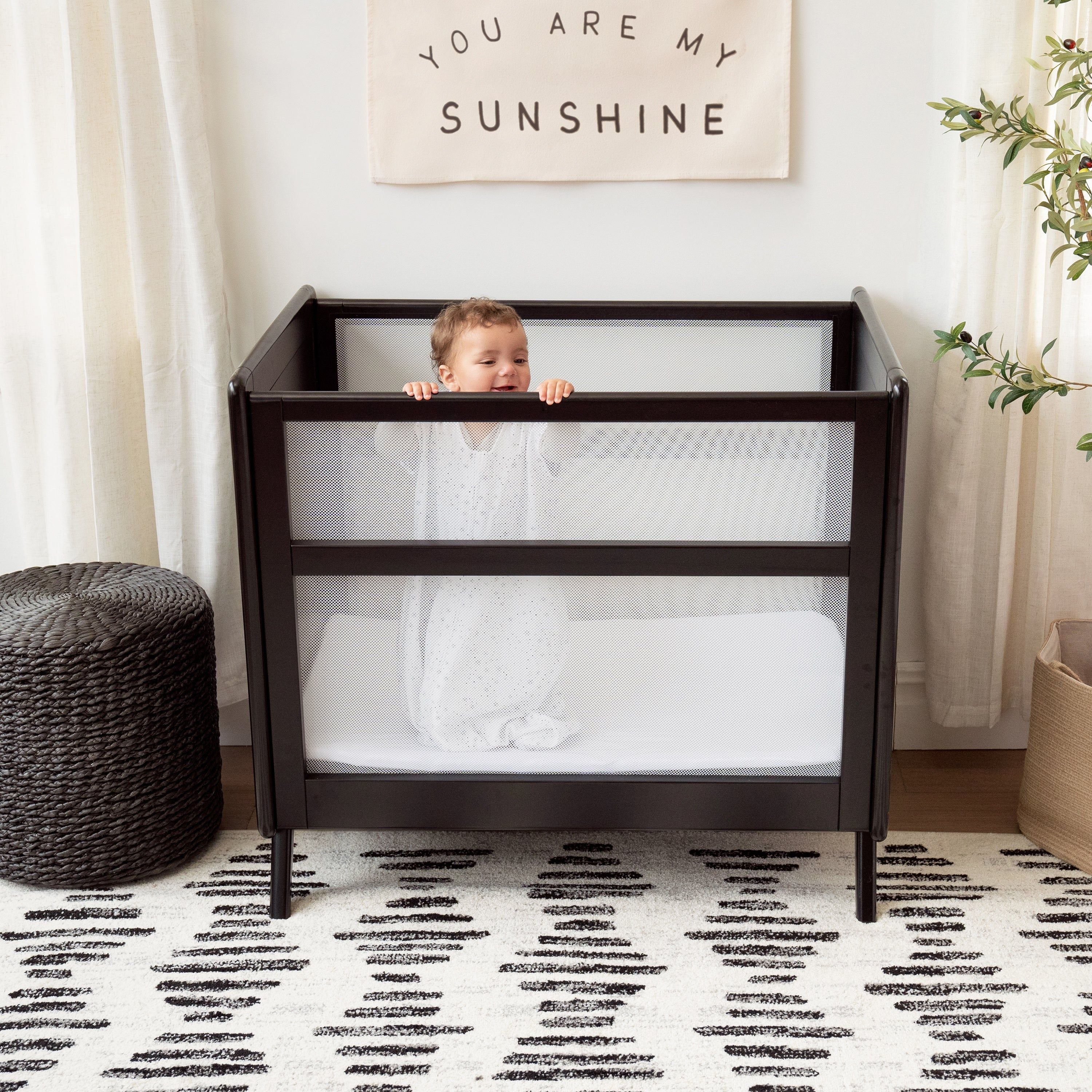 Mini Breathable Mesh Crib